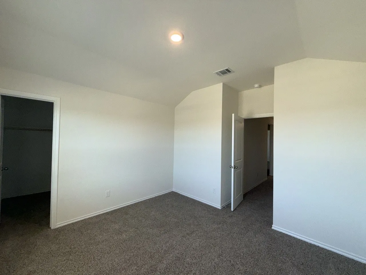 Single Family Residence For Sale in Kaufman County , 3537 Mildren Bend, Crandall, Texas 75114, 4 Bedroom, 4 Bathroom, 2 Garage spaces, 2,630 Sqft, built in 2022, mls#21368230, Real Estate Agent in Crandall, Homes For Sale in Kaufman county, Homes For Sale in Crandall, Realtor in Crandall Texas, Real Estate Brokerage Independent Realty Texas, Luminita Cordes Realtor