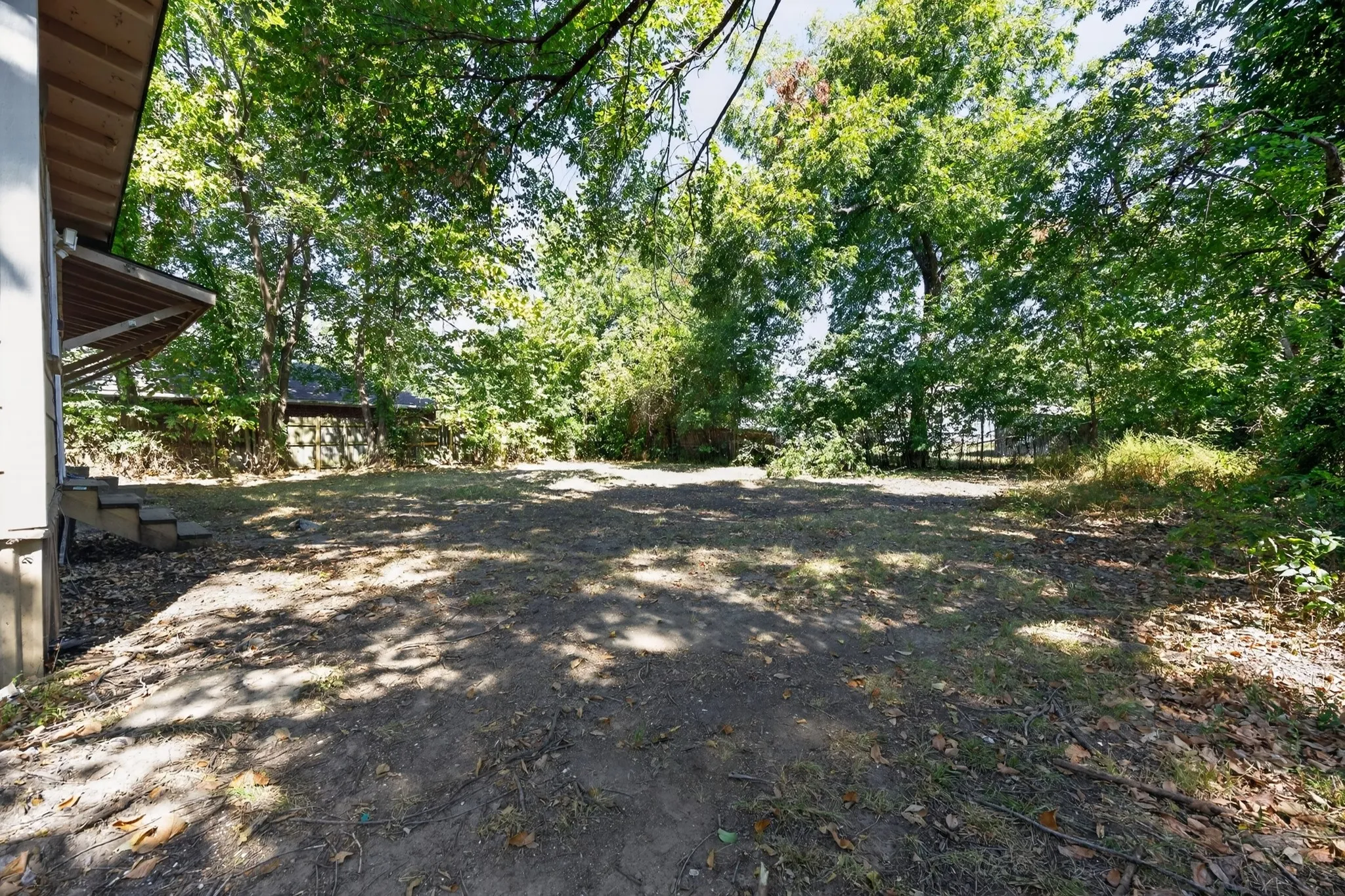 Duplex For Sale in Fannin County , 514 W 6th Street, Bonham, Texas 75418, 5 Bedroom, 4 Bathroom, Garage spaces, 0 Sqft, built in 1945, mls#21373484, Real Estate Agent in Bonham, Homes For Sale in Fannin county, Homes For Sale in Bonham, Realtor in Bonham Texas, Real Estate Brokerage Independent Realty Texas, Luminita Cordes Realtor