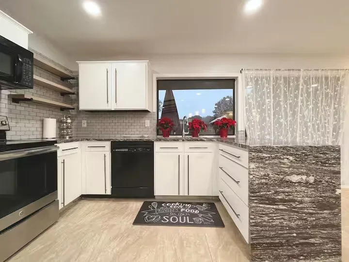 Single Family Residence For Rent in Dallas County , 1914 E Spring Valley, Richardson, Texas 75081, 4 Bedroom, 2 Bathroom, 2 Garage spaces, 1,859 Sqft, built in 1973, mls#21373483, Real Estate Agent in Richardson, Homes For Rent in Dallas county, Homes For Rent in Richardson, Realtor in Richardson Texas, Real Estate Brokerage Independent Realty Texas, Luminita Cordes Realtor
