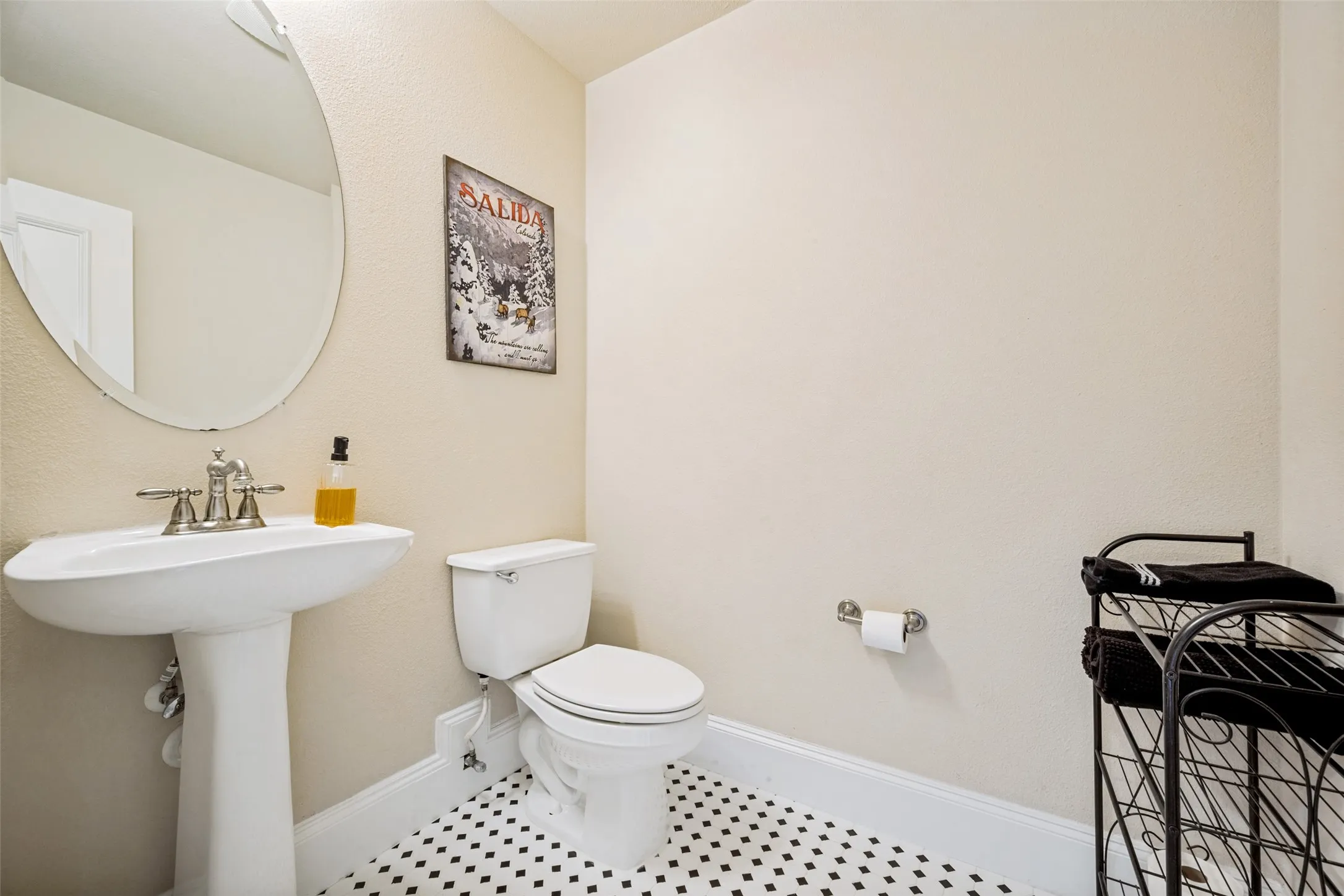 Half Bath off the game room upstairs