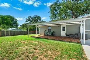 Single Family Residence For Rent in Parker County , 411 Harcourt Street, Weatherford, Texas 76086, 3 Bedroom, 3 Bathroom, 2 Garage spaces, 1,853 Sqft, built in 1949, mls#21373496, Real Estate Agent in Weatherford, Homes For Rent in Parker county, Homes For Rent in Weatherford, Realtor in Weatherford Texas, Real Estate Brokerage Independent Realty Texas, Luminita Cordes Realtor