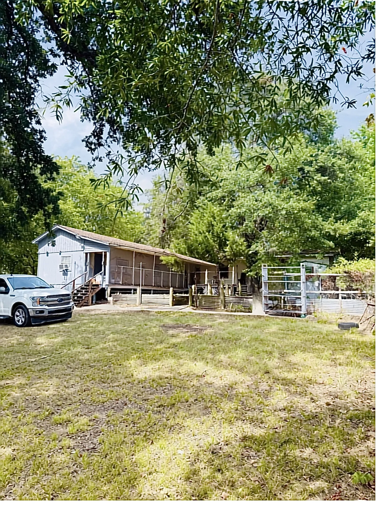Mobile Home For Sale in Hunt County , 10042 Private Road 3815, Quinlan, Texas 75474, 2 Bedroom, 2 Bathroom, Garage spaces, 1,260 Sqft, built in 1990, mls#21373409, Real Estate Agent in Quinlan, Homes For Sale in Hunt county, Homes For Sale in Quinlan, Realtor in Quinlan Texas, Real Estate Brokerage Independent Realty Texas, Luminita Cordes Realtor