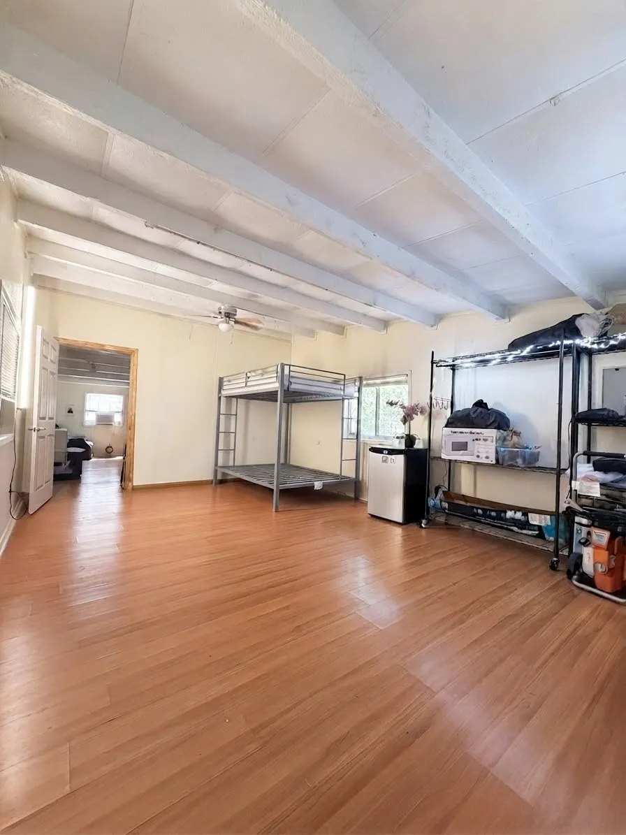 Mobile Home For Sale in Hunt County , 10042 Private Road 3815, Quinlan, Texas 75474, 2 Bedroom, 2 Bathroom, Garage spaces, 1,260 Sqft, built in 1990, mls#21373409, Real Estate Agent in Quinlan, Homes For Sale in Hunt county, Homes For Sale in Quinlan, Realtor in Quinlan Texas, Real Estate Brokerage Independent Realty Texas, Luminita Cordes Realtor