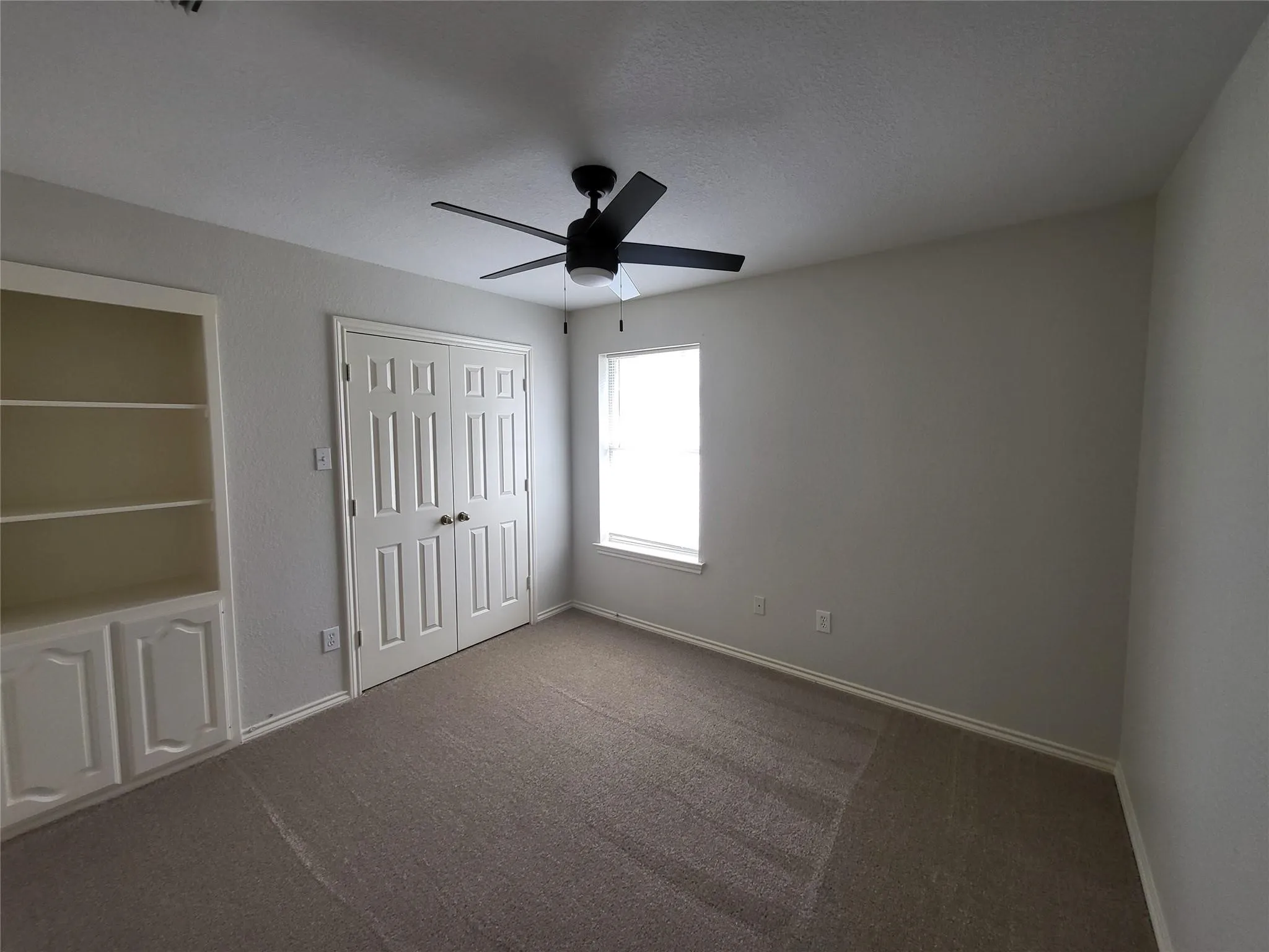 Single Family Residence For Rent in Tarrant County , 1109 Westgrove Drive, Saginaw, Texas 76179, 3 Bedroom, 2 Bathroom, 2 Garage spaces, 1,674 Sqft, built in 1997, mls#21373502, Real Estate Agent in Saginaw, Homes For Rent in Tarrant county, Homes For Rent in Saginaw, Realtor in Saginaw Texas, Real Estate Brokerage Independent Realty Texas, Luminita Cordes Realtor