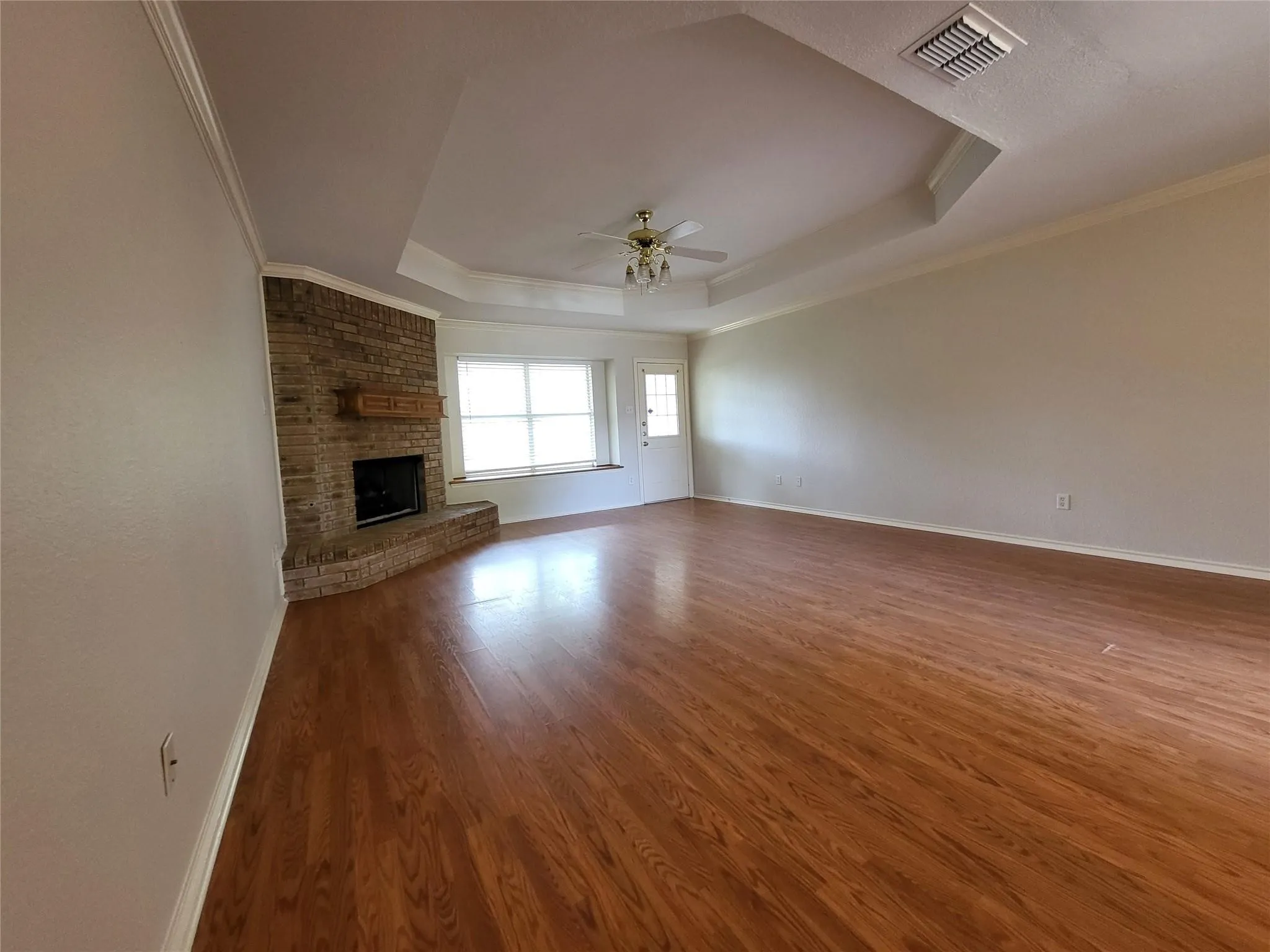 Single Family Residence For Rent in Tarrant County , 1109 Westgrove Drive, Saginaw, Texas 76179, 3 Bedroom, 2 Bathroom, 2 Garage spaces, 1,674 Sqft, built in 1997, mls#21373502, Real Estate Agent in Saginaw, Homes For Rent in Tarrant county, Homes For Rent in Saginaw, Realtor in Saginaw Texas, Real Estate Brokerage Independent Realty Texas, Luminita Cordes Realtor
