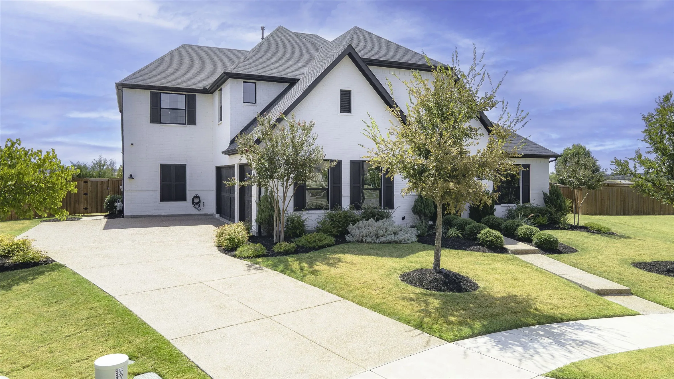 Single Family Residence For Sale in Collin County , 1400 Binkley Avenue, Prosper, Texas 75078, 4 Bedroom, 6 Bathroom, 3 Garage spaces, 4,341 Sqft, built in 2020, mls#21366776, Real Estate Agent in Prosper, Homes For Sale in Collin county, Homes For Sale in Prosper, Realtor in Prosper Texas, Real Estate Brokerage Independent Realty Texas, Luminita Cordes Realtor