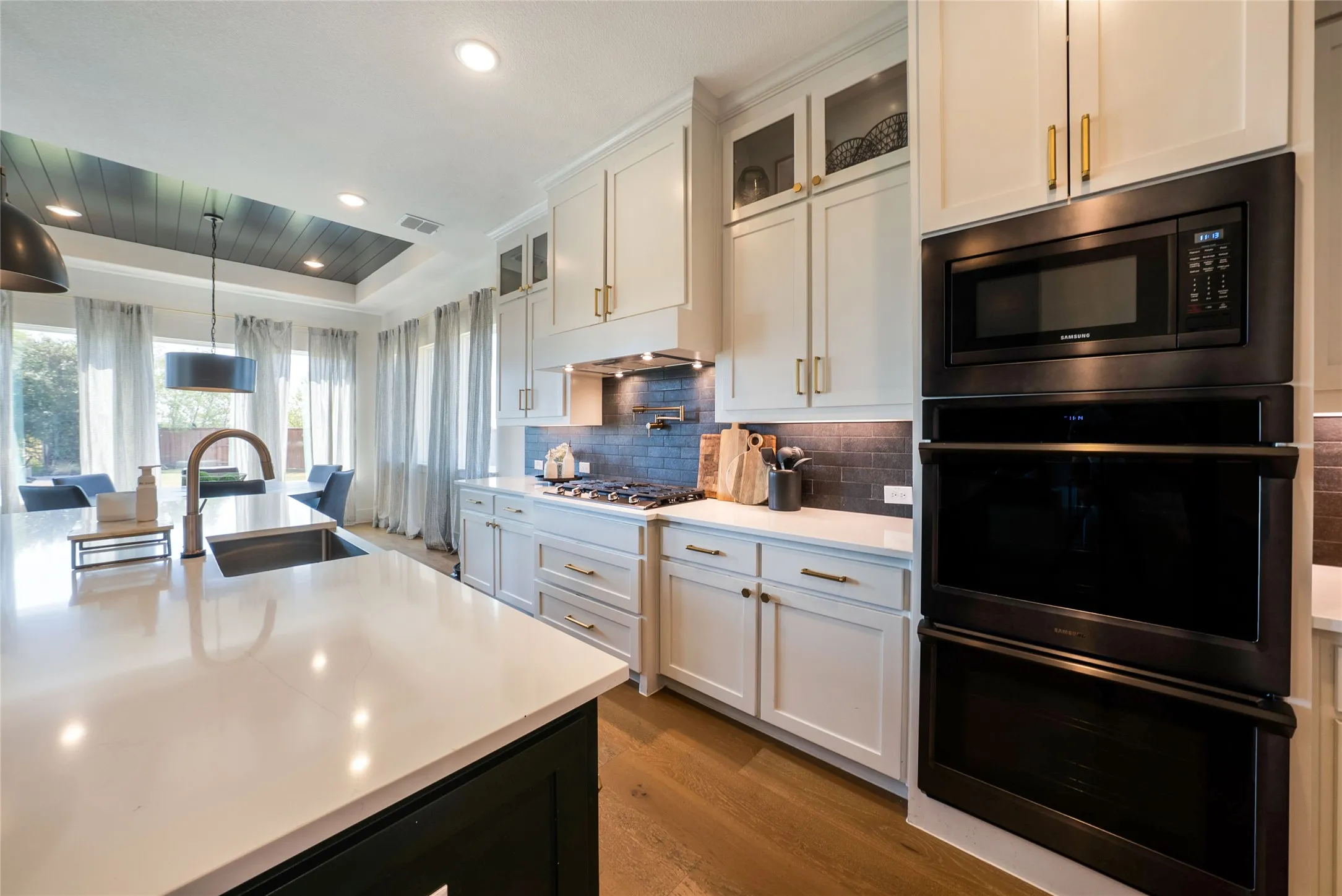 Single Family Residence For Sale in Collin County , 1400 Binkley Avenue, Prosper, Texas 75078, 4 Bedroom, 6 Bathroom, 3 Garage spaces, 4,341 Sqft, built in 2020, mls#21366776, Real Estate Agent in Prosper, Homes For Sale in Collin county, Homes For Sale in Prosper, Realtor in Prosper Texas, Real Estate Brokerage Independent Realty Texas, Luminita Cordes Realtor