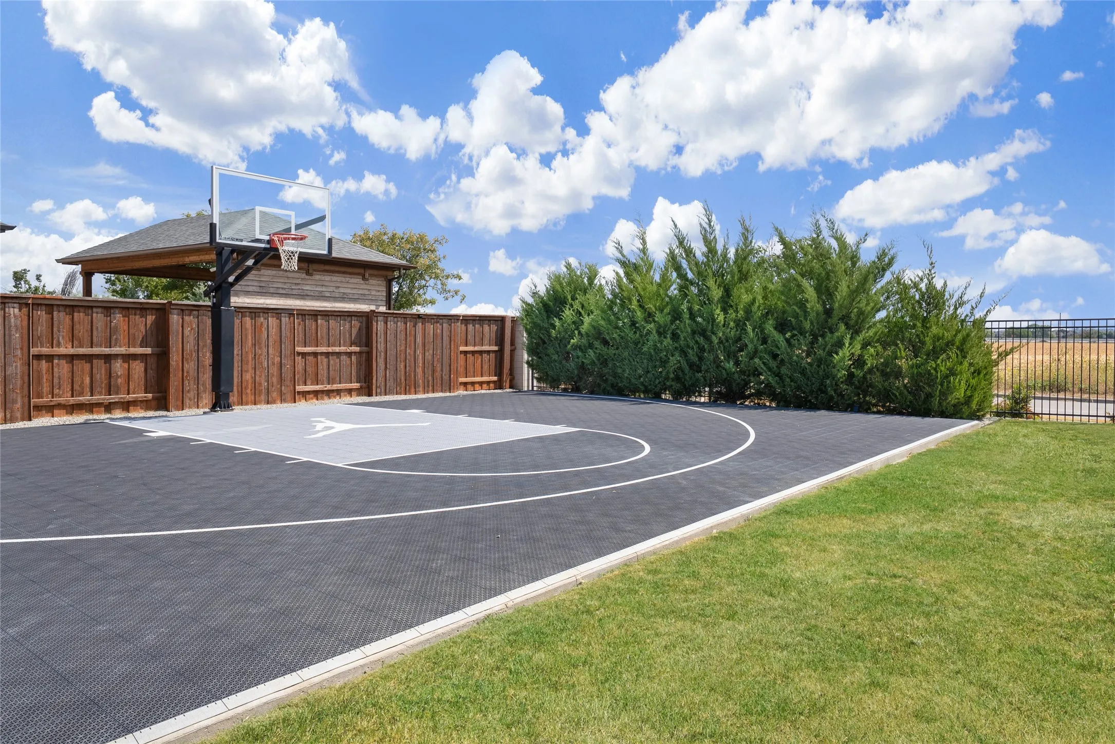 Single Family Residence For Sale in Collin County , 1400 Binkley Avenue, Prosper, Texas 75078, 4 Bedroom, 6 Bathroom, 3 Garage spaces, 4,341 Sqft, built in 2020, mls#21366776, Real Estate Agent in Prosper, Homes For Sale in Collin county, Homes For Sale in Prosper, Realtor in Prosper Texas, Real Estate Brokerage Independent Realty Texas, Luminita Cordes Realtor