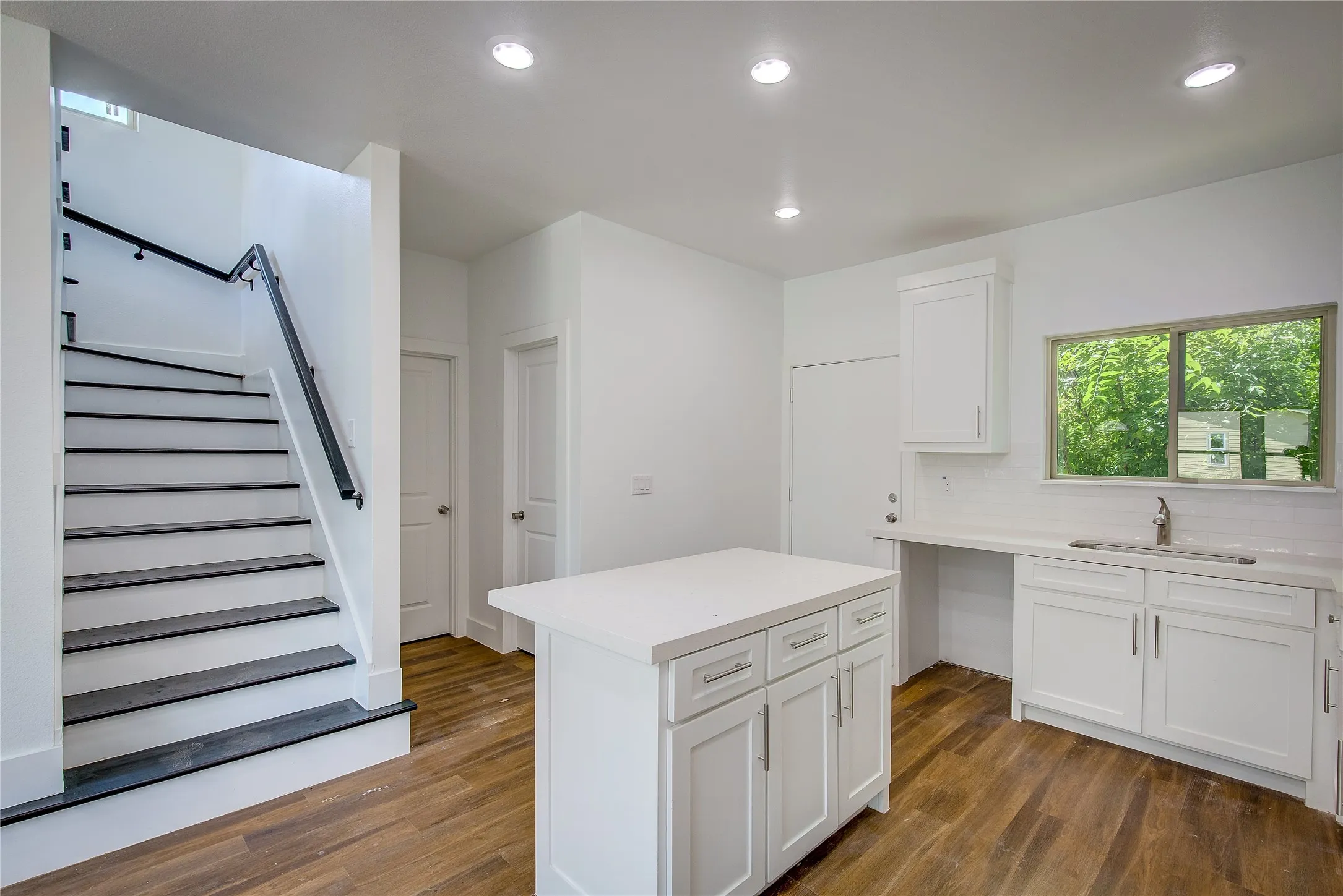 Single Family Residence For Sale in Hopkins County , 312 Beckham Street, Sulphur Springs, Texas 75482, 3 Bedroom, 3 Bathroom, Garage spaces, 1,350 Sqft, built in 2025, mls#21371513, Real Estate Agent in Sulphur Springs, Homes For Sale in Hopkins county, Homes For Sale in Sulphur Springs, Realtor in Sulphur Springs Texas, Real Estate Brokerage Independent Realty Texas, Luminita Cordes Realtor