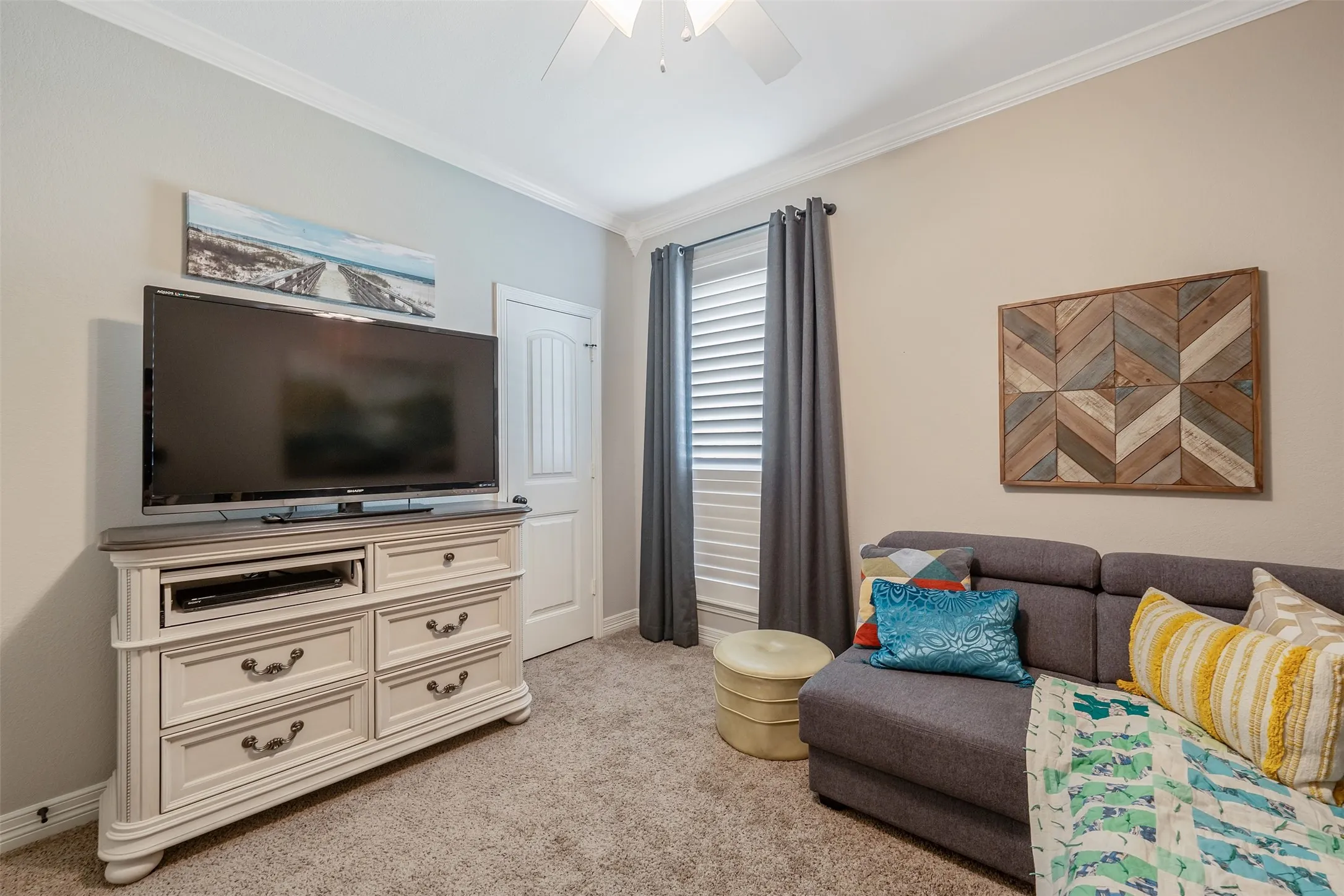 Single Family Residence For Sale in Smith County , 21327 Boone, Bullard, Texas 75757, 4 Bedroom, 2 Bathroom, 2 Garage spaces, 2,321 Sqft, built in 2014, mls#21373506, Real Estate Agent in Bullard, Homes For Sale in Smith county, Homes For Sale in Bullard, Realtor in Bullard Texas, Real Estate Brokerage Independent Realty Texas, Luminita Cordes Realtor