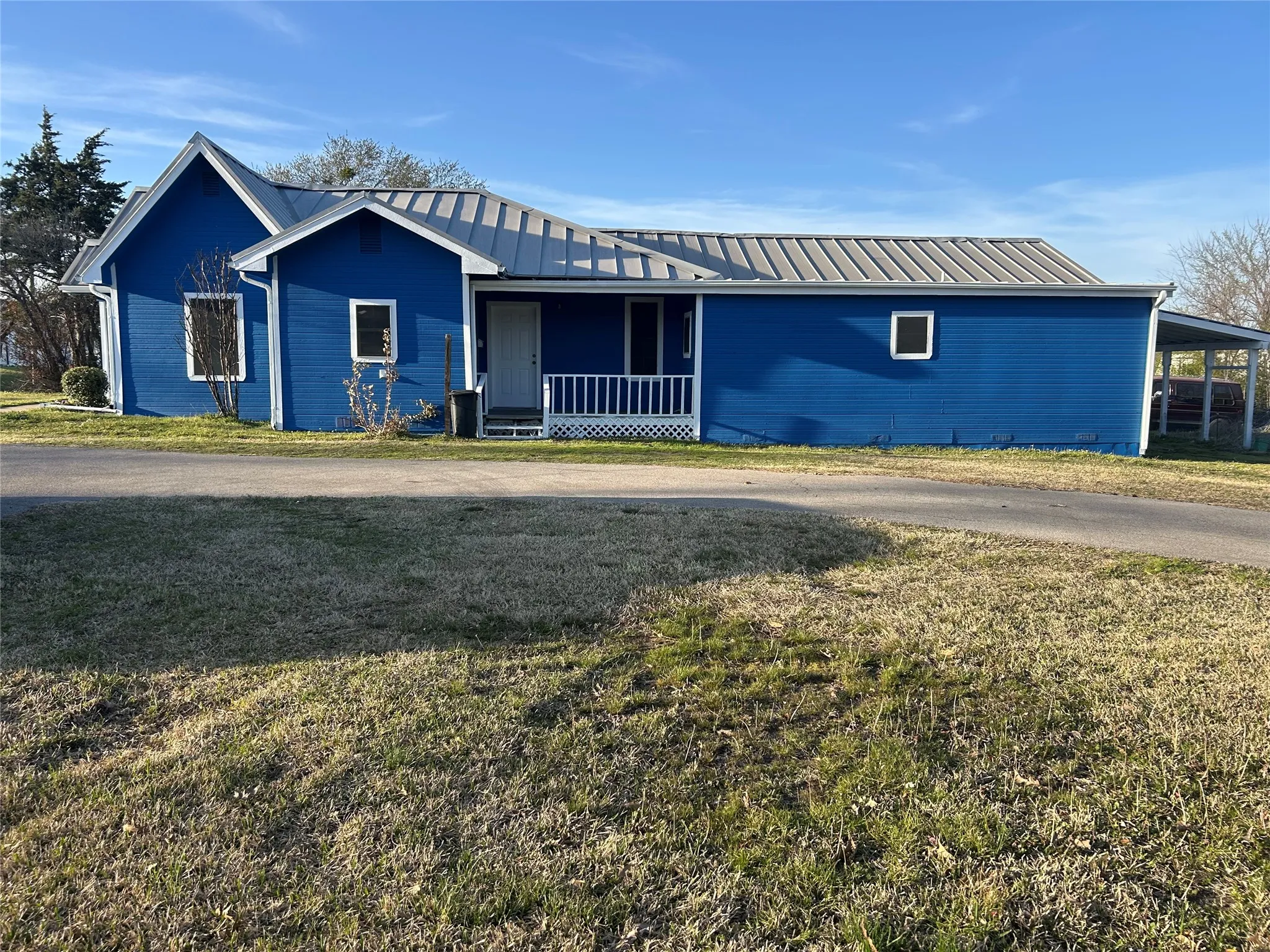 Single Family Residence For Sale in Hopkins County , 1004 Church Street, Sulphur Springs, Texas 75482, 1 Bedroom, 0, Garage spaces, 2,597 Sqft, built in 1940, mls#21371818, Real Estate Agent in Sulphur Springs, Homes For Sale in Hopkins county, Homes For Sale in Sulphur Springs, Realtor in Sulphur Springs Texas, Real Estate Brokerage Independent Realty Texas, Luminita Cordes Realtor