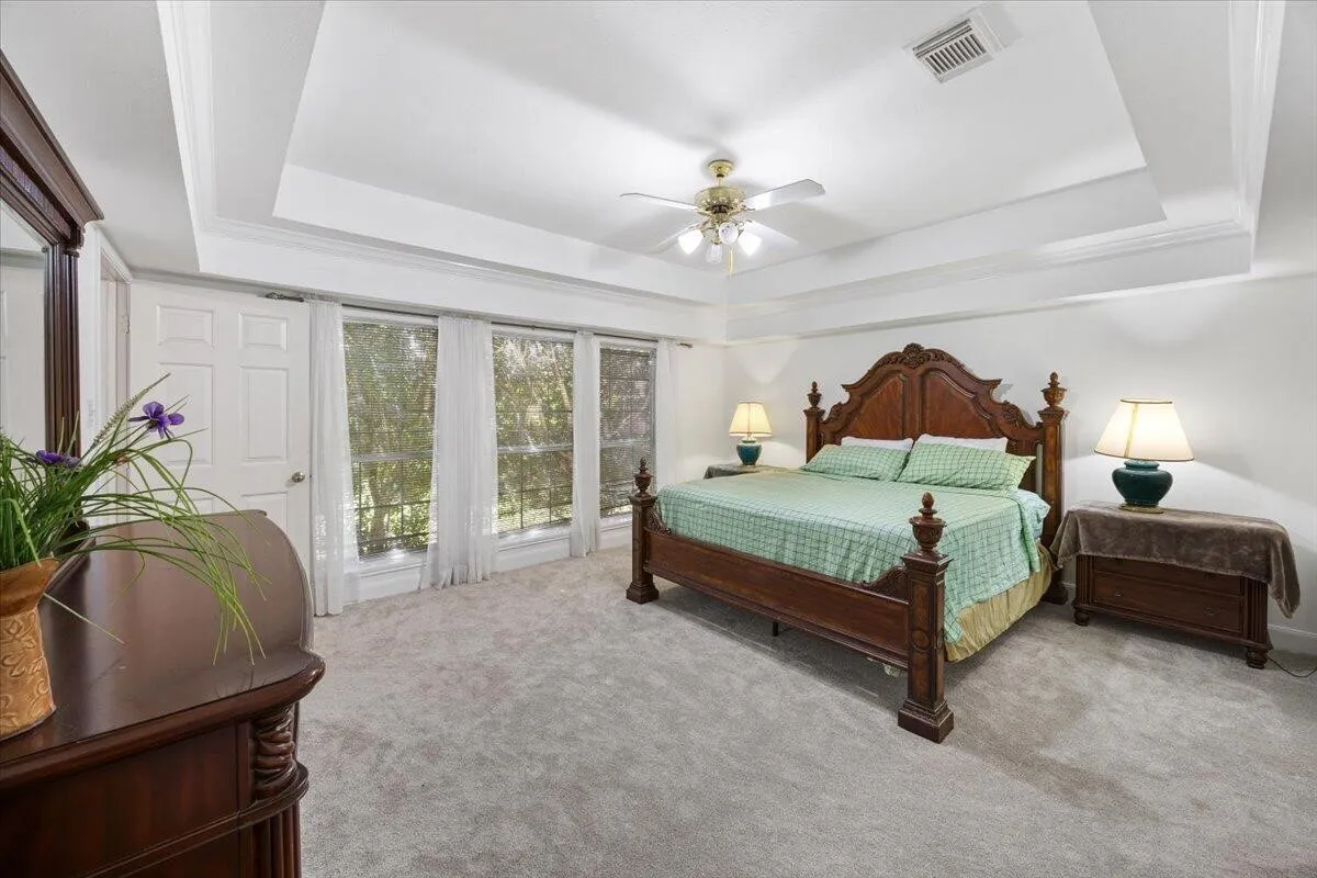 Single Family Residence For Sale in Denton County , 2400 Silverthorne Court, Highland Village, Texas 75077, 4 Bedroom, 4 Bathroom, 2 Garage spaces, 3,328 Sqft, built in 1989, mls#21373529, Real Estate Agent in Highland Village, Homes For Sale in Denton county, Homes For Sale in Highland Village, Realtor in Highland Village Texas, Real Estate Brokerage Independent Realty Texas, Luminita Cordes Realtor