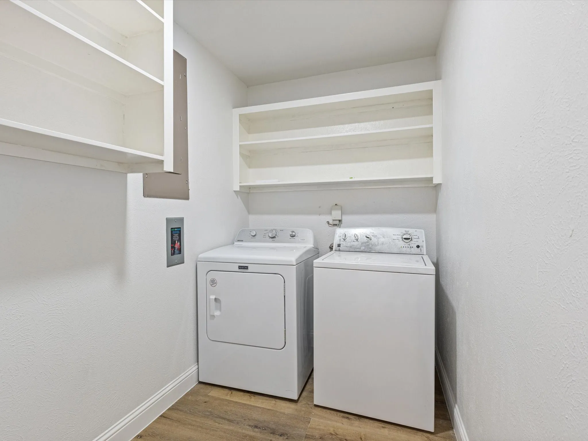 Single Family Residence For Rent in Collin County , 3404 Newkirk Drive, Plano, Texas 75075, 4 Bedroom, 2 Bathroom, 2 Garage spaces, 2,052 Sqft, built in 1974, mls#21373531, Real Estate Agent in Plano, Homes For Rent in Collin county, Homes For Rent in Plano, Realtor in Plano Texas, Real Estate Brokerage Independent Realty Texas, Luminita Cordes Realtor