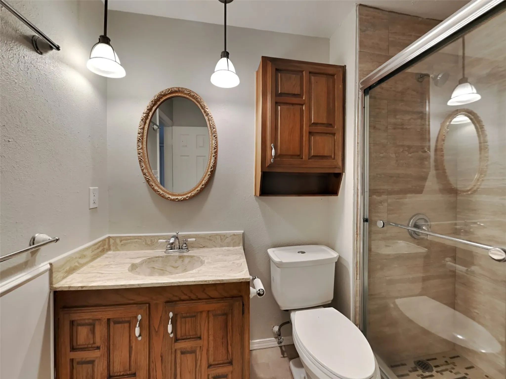 Single Family Residence For Rent in Denton County , 2112 Victoria Road, Carrollton, Texas 75007, 4 Bedroom, 2 Bathroom, 1 Garage spaces, 2,017 Sqft, built in 1979, mls#21373537, Real Estate Agent in Carrollton, Homes For Rent in Denton county, Homes For Rent in Carrollton, Realtor in Carrollton Texas, Real Estate Brokerage Independent Realty Texas, Luminita Cordes Realtor