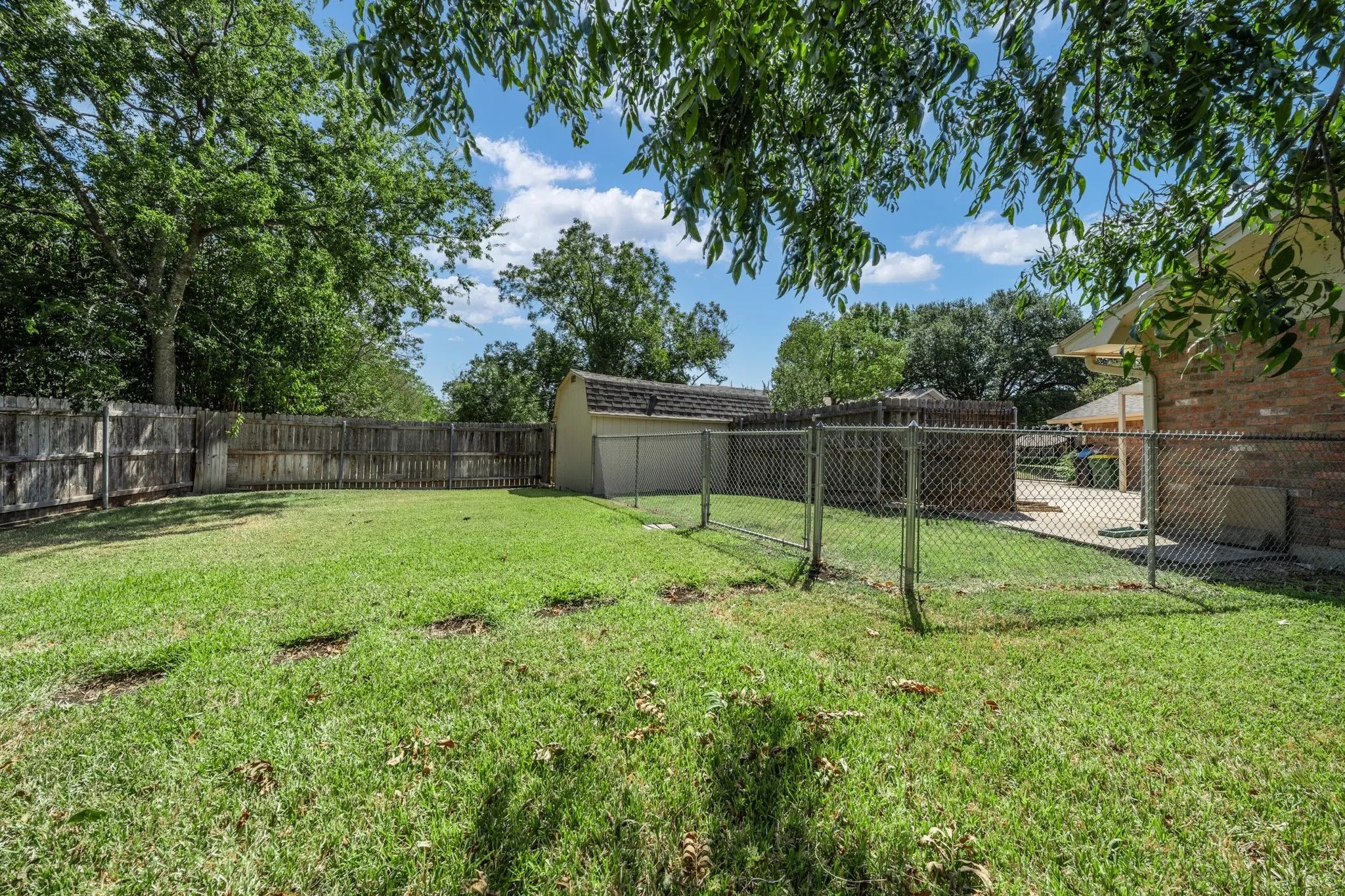Single Family Residence For Sale in Mc Lennan County , 8565 Briargrove Drive, Woodway, Texas 76712, 3 Bedroom, 2 Bathroom, 2 Garage spaces, 1,891 Sqft, built in 1979, mls#21371585, Real Estate Agent in Woodway, Homes For Sale in Mc Lennan county, Homes For Sale in Woodway, Realtor in Woodway Texas, Real Estate Brokerage Independent Realty Texas, Luminita Cordes Realtor