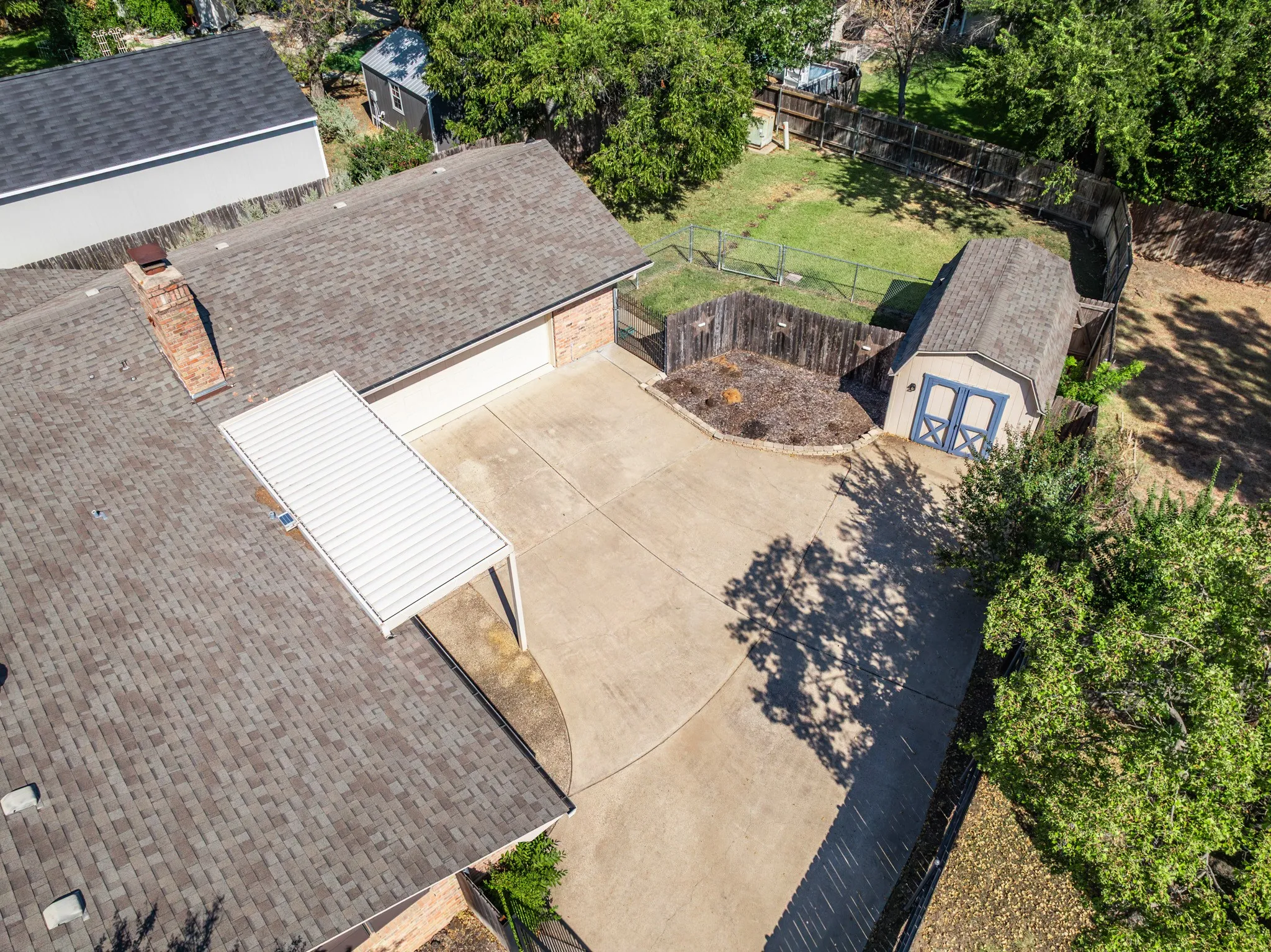 Single Family Residence For Sale in Mc Lennan County , 8565 Briargrove Drive, Woodway, Texas 76712, 3 Bedroom, 2 Bathroom, 2 Garage spaces, 1,891 Sqft, built in 1979, mls#21371585, Real Estate Agent in Woodway, Homes For Sale in Mc Lennan county, Homes For Sale in Woodway, Realtor in Woodway Texas, Real Estate Brokerage Independent Realty Texas, Luminita Cordes Realtor