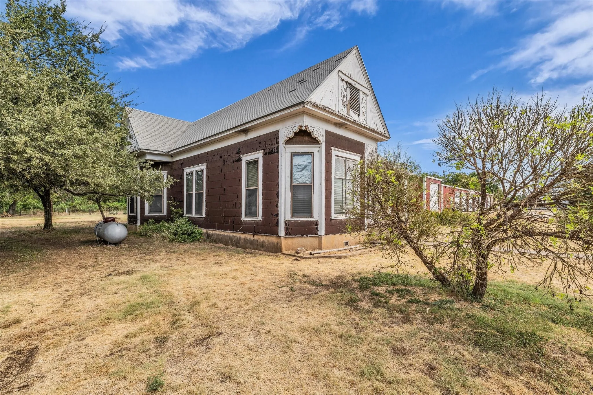 Single Family Residence For Sale in Mc Lennan County , 147 Illinois Avenue, China Spring, Texas 76633, 3 Bedroom, 1 Bathroom, Garage spaces, 1,481 Sqft, built in 1930, mls#21373508, Real Estate Agent in China Spring, Homes For Sale in Mc Lennan county, Homes For Sale in China Spring, Realtor in China Spring Texas, Real Estate Brokerage Independent Realty Texas, Luminita Cordes Realtor