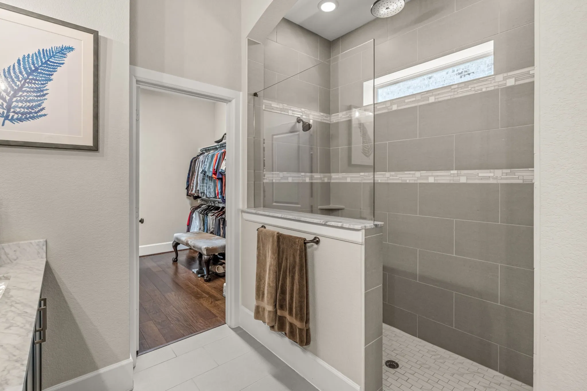 Single Family Residence For Sale in Parker County , 13713 Green Hook Road, Fort Worth, Texas 76008, 4 Bedroom, 3 Bathroom, 2 Garage spaces, 3,250 Sqft, built in 2017, mls#21371956, Real Estate Agent in Fort Worth, Homes For Sale in Parker county, Homes For Sale in Fort Worth, Realtor in Fort Worth Texas, Real Estate Brokerage Independent Realty Texas, Luminita Cordes Realtor