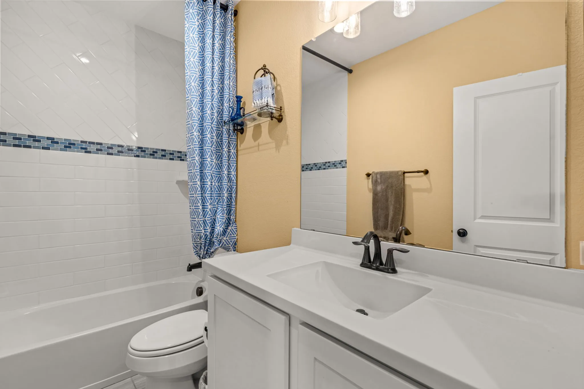 Single Family Residence For Sale in Parker County , 13713 Green Hook Road, Fort Worth, Texas 76008, 4 Bedroom, 3 Bathroom, 2 Garage spaces, 3,250 Sqft, built in 2017, mls#21371956, Real Estate Agent in Fort Worth, Homes For Sale in Parker county, Homes For Sale in Fort Worth, Realtor in Fort Worth Texas, Real Estate Brokerage Independent Realty Texas, Luminita Cordes Realtor