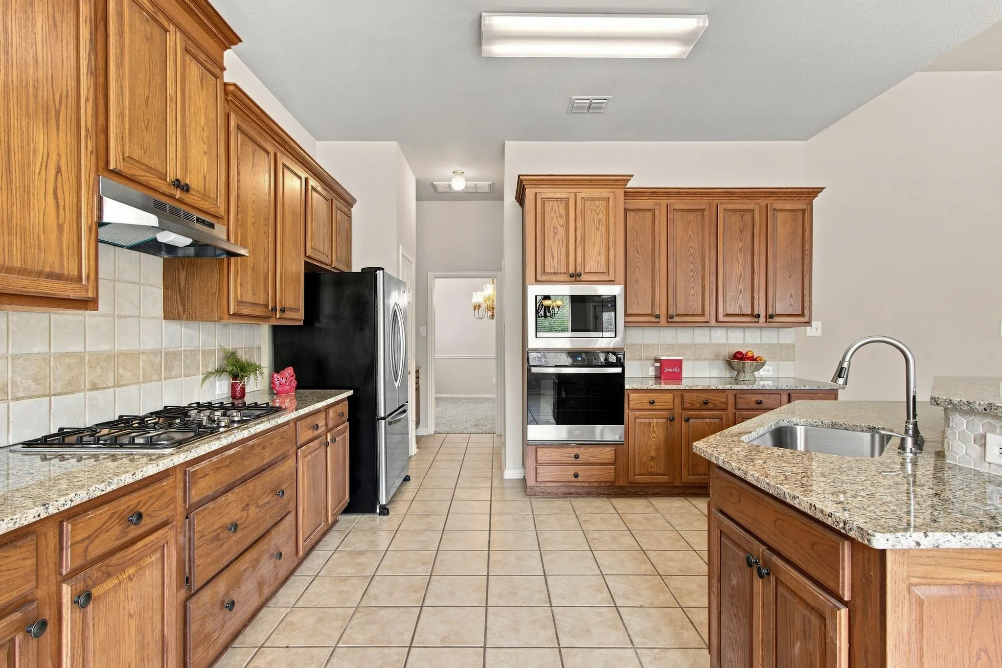 Single Family Residence For Rent in Collin County , 8609 Brook Hollow Drive, Mc Kinney, Texas 75072, 4 Bedroom, 3 Bathroom, 2 Garage spaces, 2,757 Sqft, built in 2002, mls#21372613, Real Estate Agent in Mc Kinney, Homes For Rent in Collin county, Homes For Rent in Mc Kinney, Realtor in Mc Kinney Texas, Real Estate Brokerage Independent Realty Texas, Luminita Cordes Realtor
