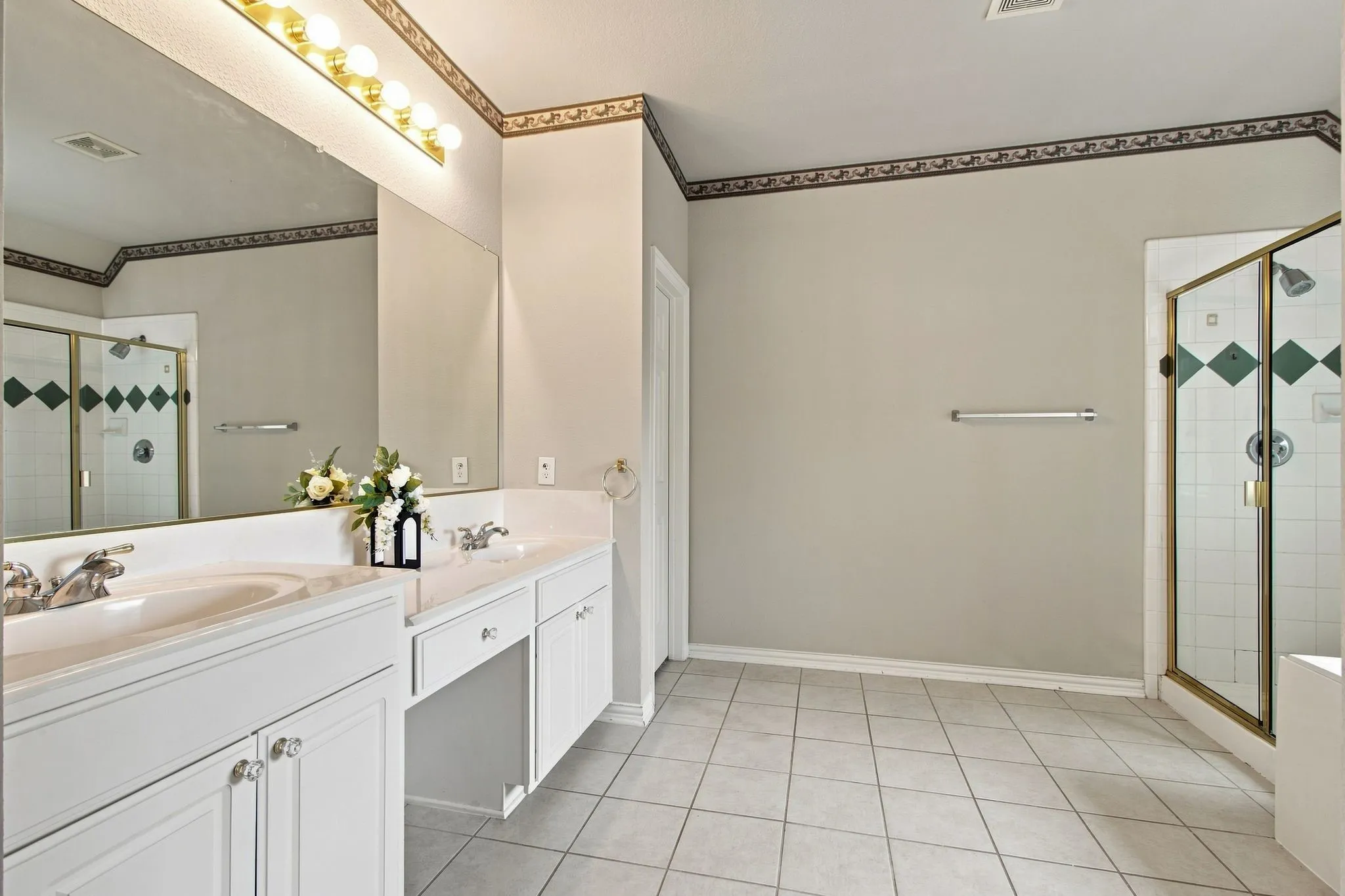 Single Family Residence For Rent in Collin County , 8609 Brook Hollow Drive, Mc Kinney, Texas 75072, 4 Bedroom, 3 Bathroom, 2 Garage spaces, 2,757 Sqft, built in 2002, mls#21372613, Real Estate Agent in Mc Kinney, Homes For Rent in Collin county, Homes For Rent in Mc Kinney, Realtor in Mc Kinney Texas, Real Estate Brokerage Independent Realty Texas, Luminita Cordes Realtor