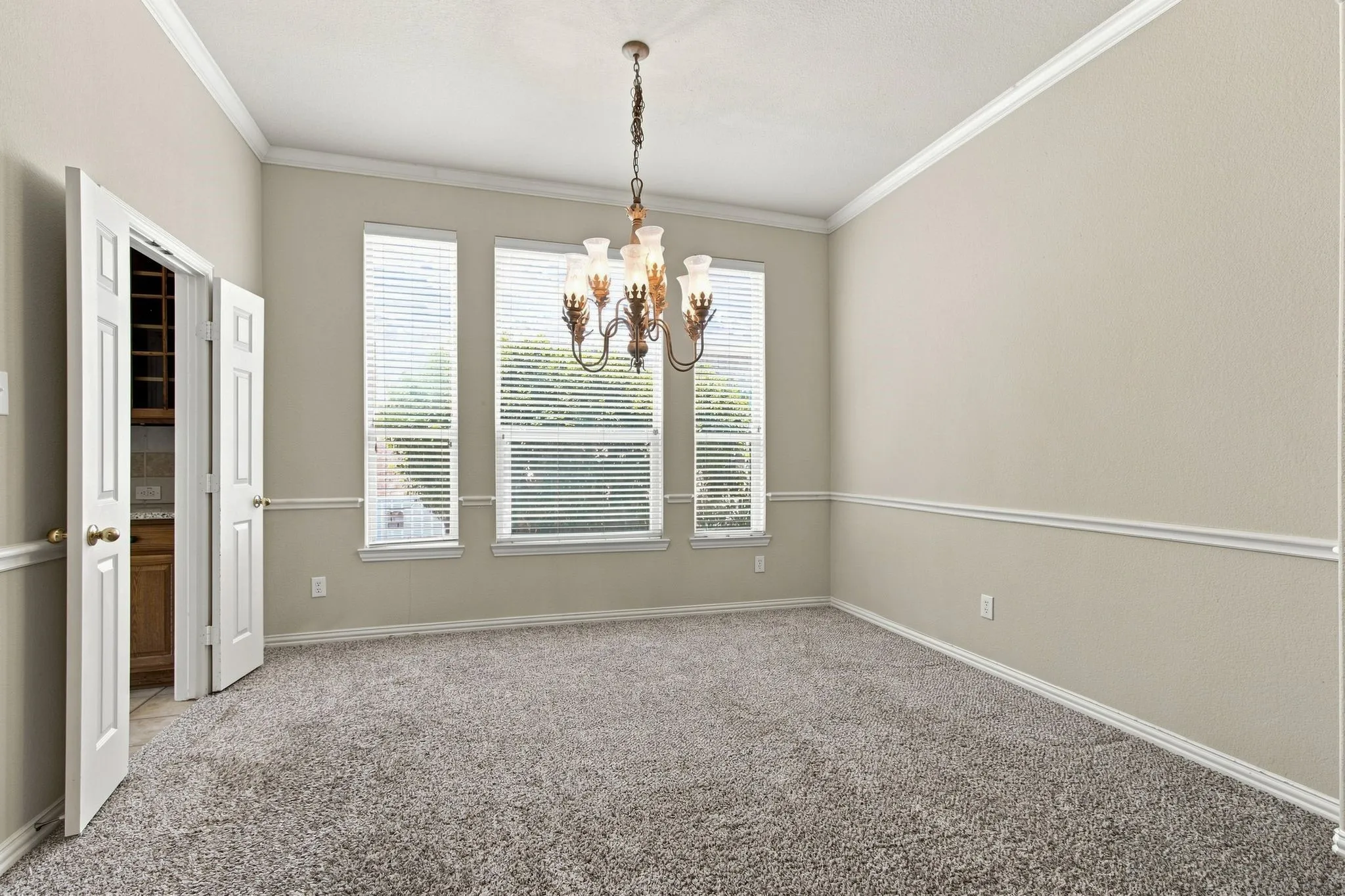 Single Family Residence For Rent in Collin County , 8609 Brook Hollow Drive, Mc Kinney, Texas 75072, 4 Bedroom, 3 Bathroom, 2 Garage spaces, 2,757 Sqft, built in 2002, mls#21372613, Real Estate Agent in Mc Kinney, Homes For Rent in Collin county, Homes For Rent in Mc Kinney, Realtor in Mc Kinney Texas, Real Estate Brokerage Independent Realty Texas, Luminita Cordes Realtor