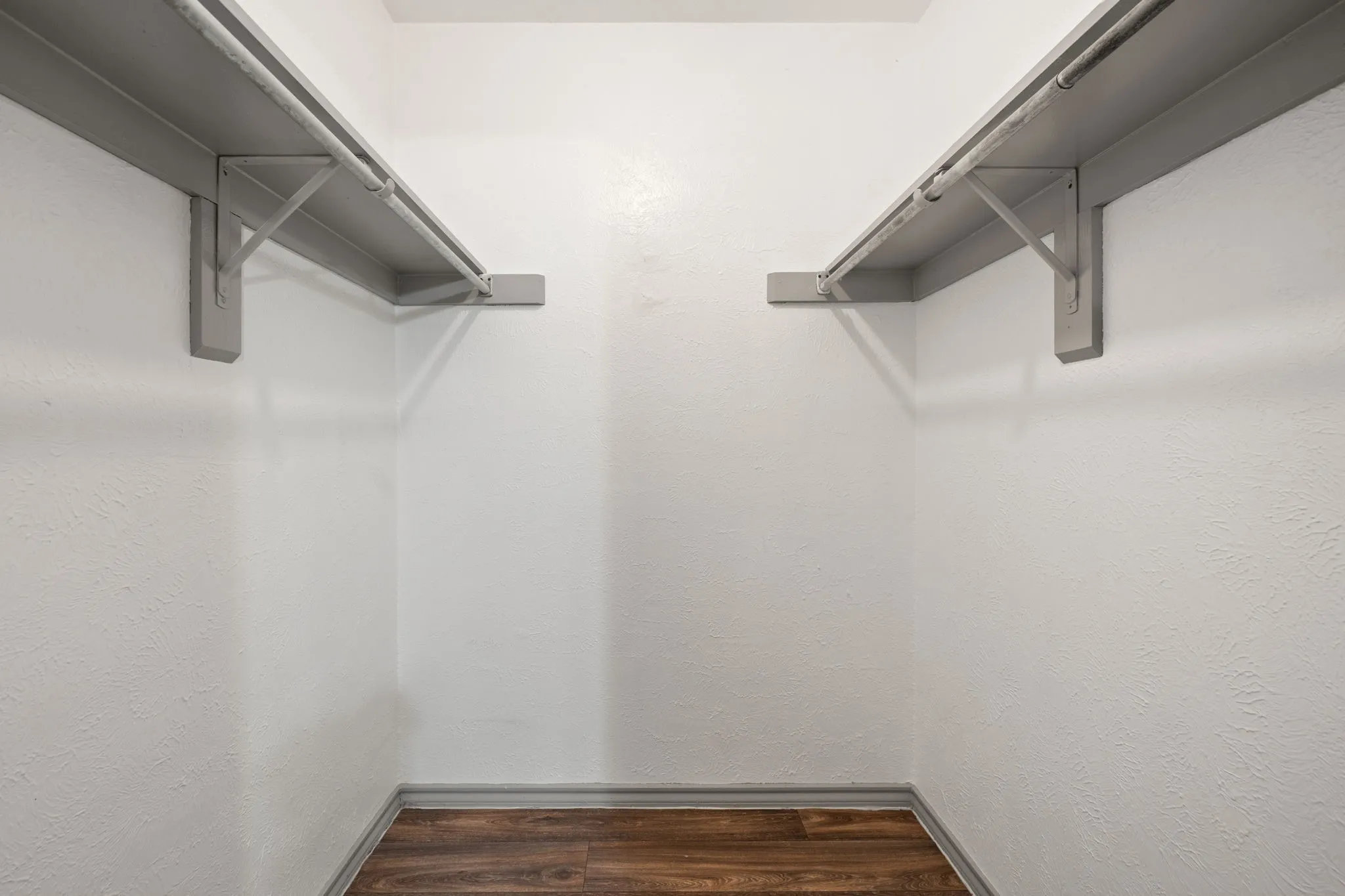 Single Family Residence For Rent in Denton County , 1108 N Elm Street 8, Denton, Texas 76201, 2 Bedroom, 2 Bathroom, Garage spaces, 850 Sqft, built in 1968, mls#21365963, Real Estate Agent in Denton, Homes For Rent in Denton county, Homes For Rent in Denton, Realtor in Denton Texas, Real Estate Brokerage Independent Realty Texas, Luminita Cordes Realtor