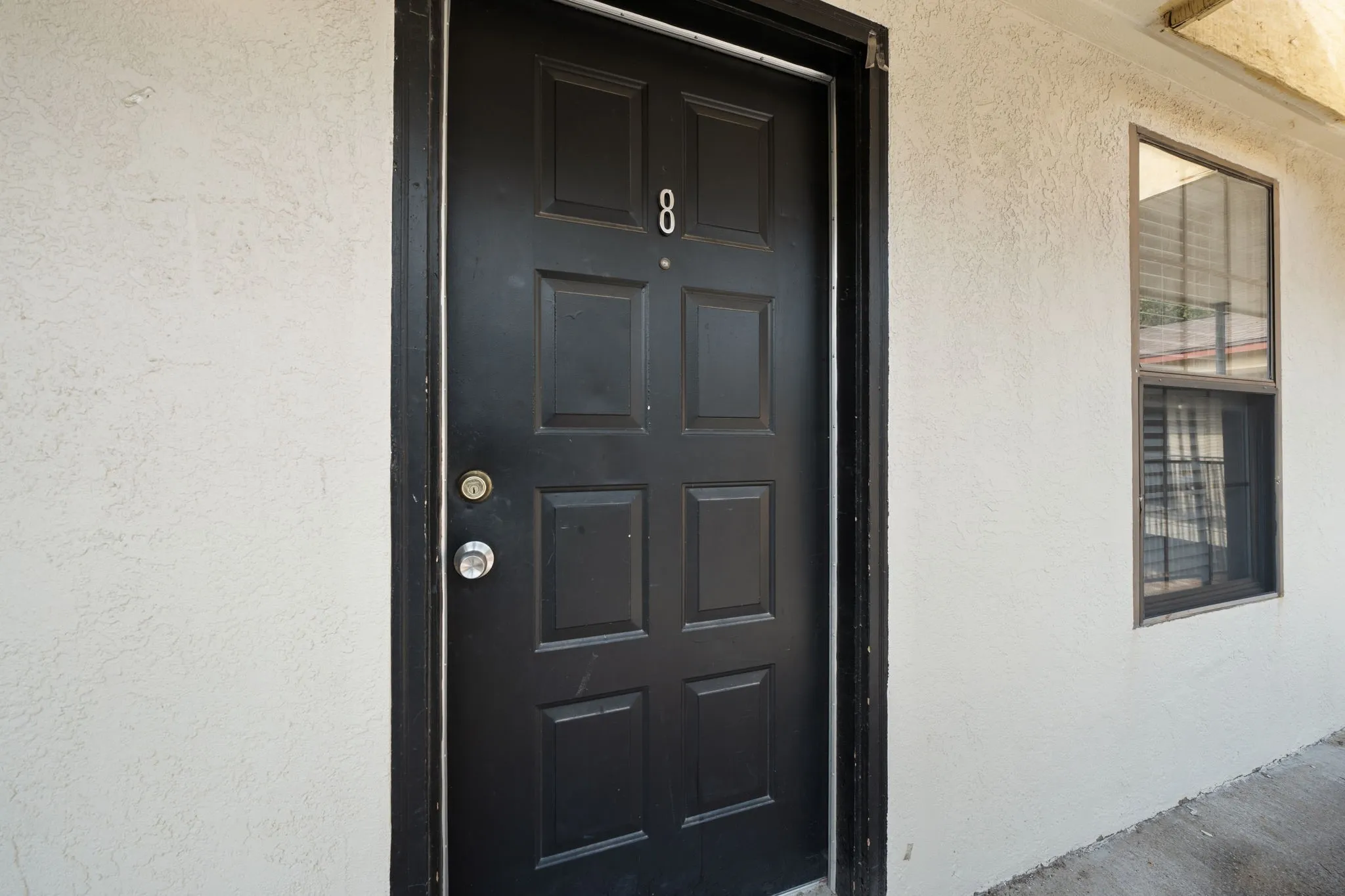 Single Family Residence For Rent in Denton County , 1108 N Elm Street 8, Denton, Texas 76201, 2 Bedroom, 2 Bathroom, Garage spaces, 850 Sqft, built in 1968, mls#21365963, Real Estate Agent in Denton, Homes For Rent in Denton county, Homes For Rent in Denton, Realtor in Denton Texas, Real Estate Brokerage Independent Realty Texas, Luminita Cordes Realtor