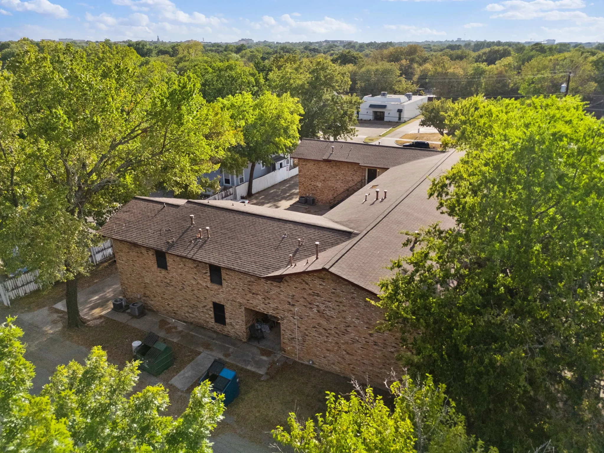 Single Family Residence For Rent in Denton County , 1108 N Elm Street 8, Denton, Texas 76201, 2 Bedroom, 2 Bathroom, Garage spaces, 850 Sqft, built in 1968, mls#21365963, Real Estate Agent in Denton, Homes For Rent in Denton county, Homes For Rent in Denton, Realtor in Denton Texas, Real Estate Brokerage Independent Realty Texas, Luminita Cordes Realtor