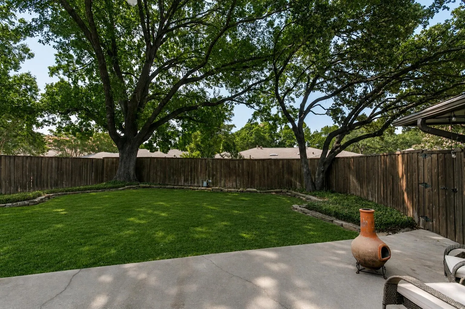 Single Family Residence For Sale in Collin County , 2736 Grandview Drive, Plano, Texas 75075, 4 Bedroom, 2 Bathroom, 2 Garage spaces, 2,121 Sqft, built in 1969, mls#21372392, Real Estate Agent in Plano, Homes For Sale in Collin county, Homes For Sale in Plano, Realtor in Plano Texas, Real Estate Brokerage Independent Realty Texas, Luminita Cordes Realtor