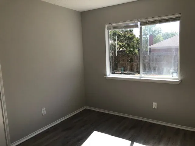 Single Family Residence For Rent in Tarrant County , 1355 Lincolnshire Way, Fort Worth, Texas 76134, 3 Bedroom, 2 Bathroom, 2 Garage spaces, 1,237 Sqft, built in 1993, mls#21371843, Real Estate Agent in Fort Worth, Homes For Rent in Tarrant county, Homes For Rent in Fort Worth, Realtor in Fort Worth Texas, Real Estate Brokerage Independent Realty Texas, Luminita Cordes Realtor