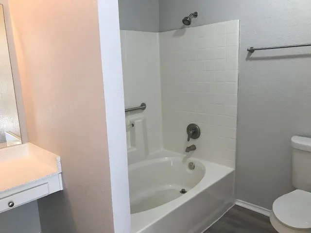 Single Family Residence For Rent in Tarrant County , 1355 Lincolnshire Way, Fort Worth, Texas 76134, 3 Bedroom, 2 Bathroom, 2 Garage spaces, 1,237 Sqft, built in 1993, mls#21371843, Real Estate Agent in Fort Worth, Homes For Rent in Tarrant county, Homes For Rent in Fort Worth, Realtor in Fort Worth Texas, Real Estate Brokerage Independent Realty Texas, Luminita Cordes Realtor