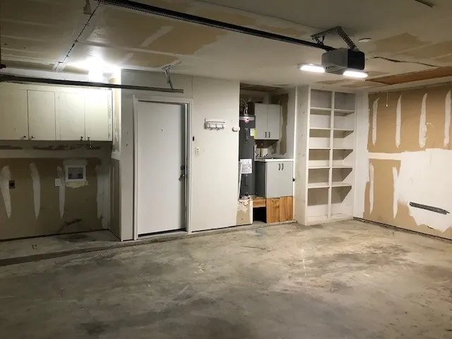 Single Family Residence For Rent in Tarrant County , 1355 Lincolnshire Way, Fort Worth, Texas 76134, 3 Bedroom, 2 Bathroom, 2 Garage spaces, 1,237 Sqft, built in 1993, mls#21371843, Real Estate Agent in Fort Worth, Homes For Rent in Tarrant county, Homes For Rent in Fort Worth, Realtor in Fort Worth Texas, Real Estate Brokerage Independent Realty Texas, Luminita Cordes Realtor