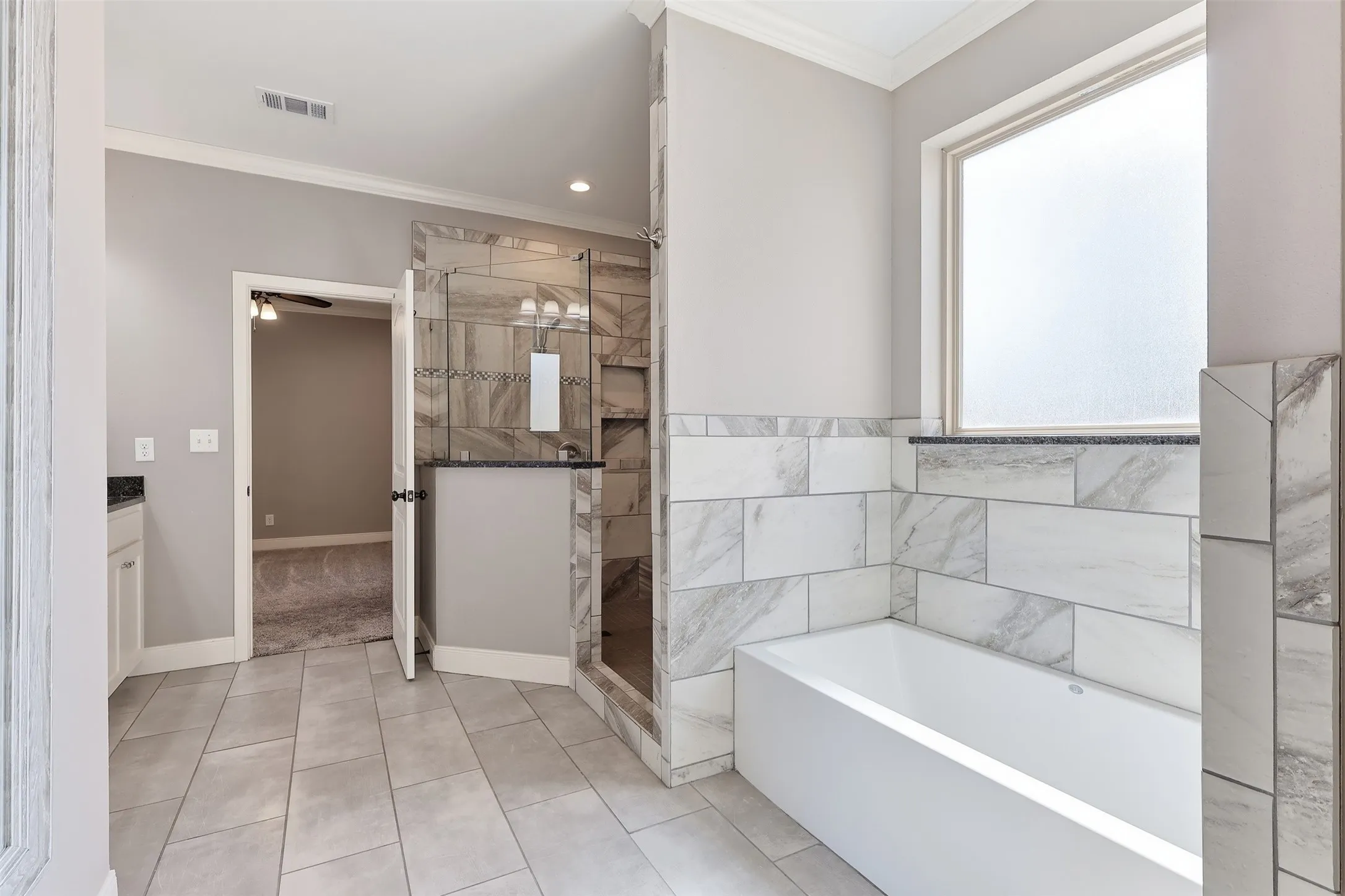 Single Family Residence For Sale in Titus County , 310 ROSEWOOD, Mt Pleasant, Texas 75455, 3 Bedroom, 3 Bathroom, 2 Garage spaces, 2,202 Sqft, built in 2018, mls#21373561, Real Estate Agent in Mt Pleasant, Homes For Sale in Titus county, Homes For Sale in Mt Pleasant, Realtor in Mt Pleasant Texas, Real Estate Brokerage Independent Realty Texas, Luminita Cordes Realtor