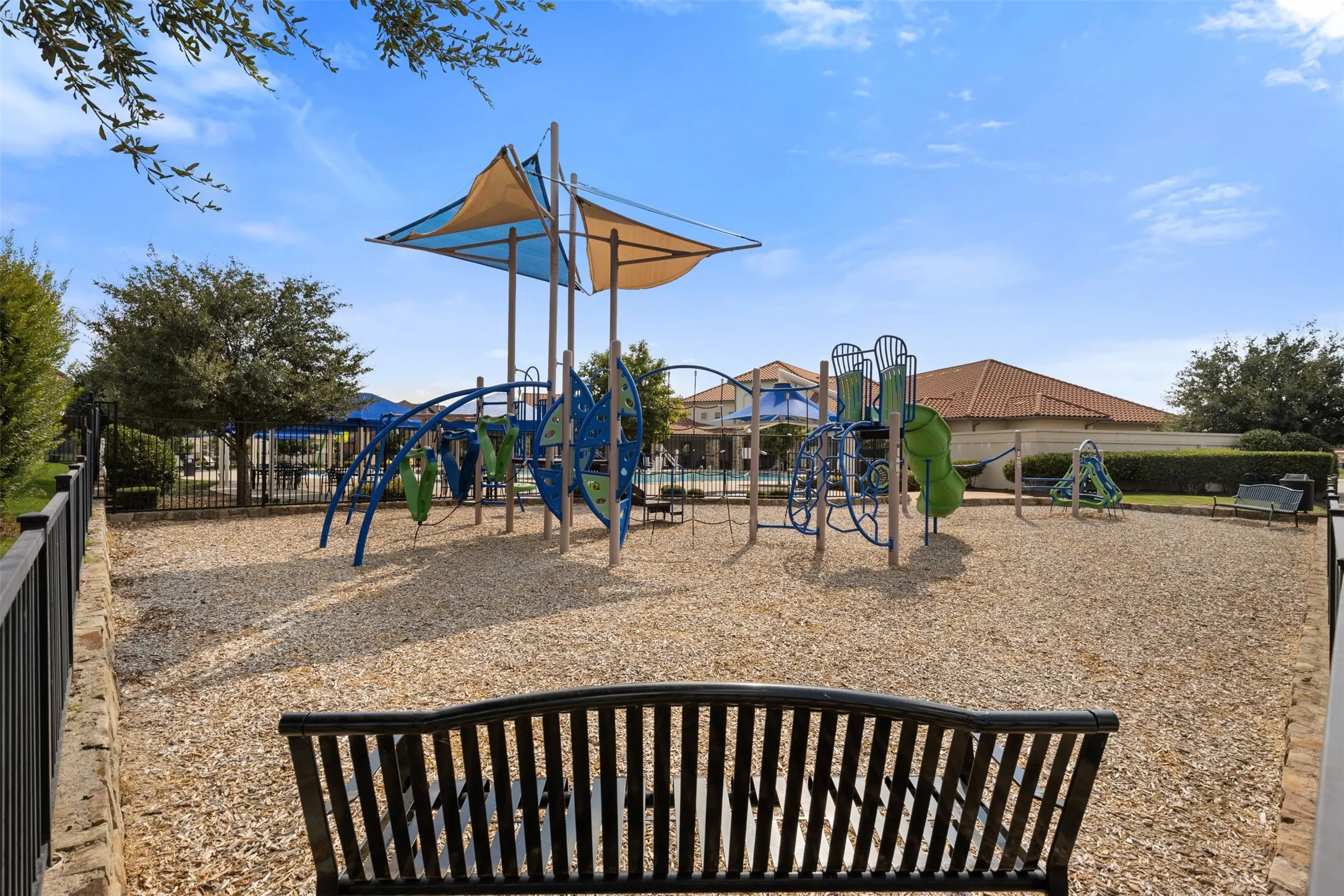 Neighborhood Amenities
