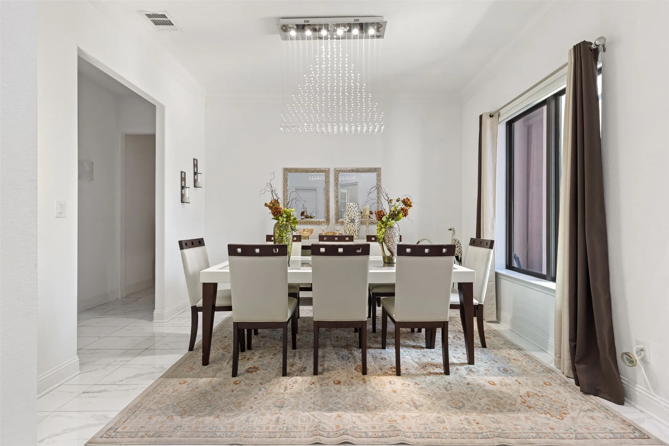 Formal dining room