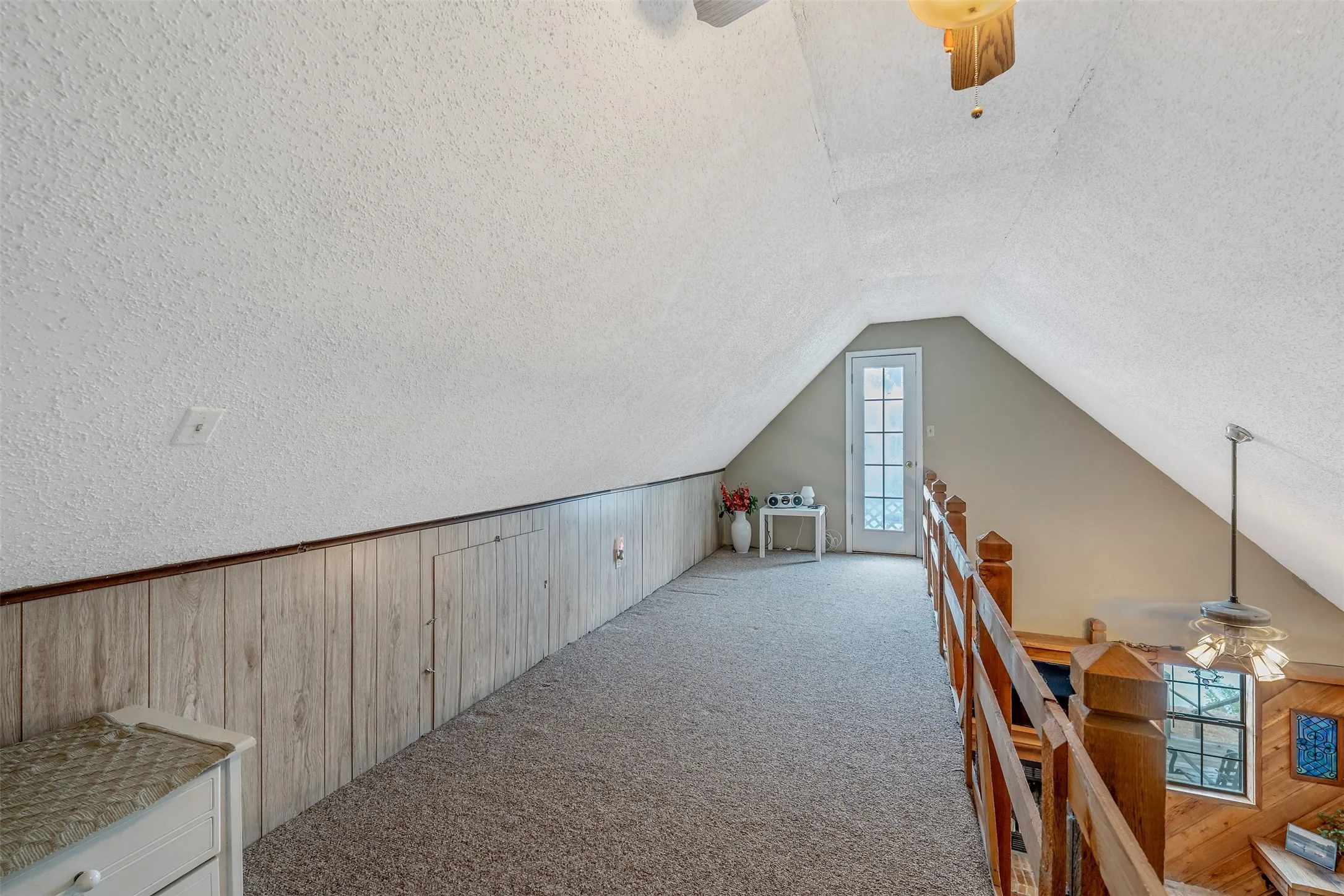 Single Family Residence For Sale in Wood County , 121 Private Road 6671, Hawkins, Texas 75765, 1 Bedroom, 2 Bathroom, 1 Garage spaces, 1,284 Sqft, built in 1989, mls#21368662, Real Estate Agent in Hawkins, Homes For Sale in Wood county, Homes For Sale in Hawkins, Realtor in Hawkins Texas, Real Estate Brokerage Independent Realty Texas, Luminita Cordes Realtor