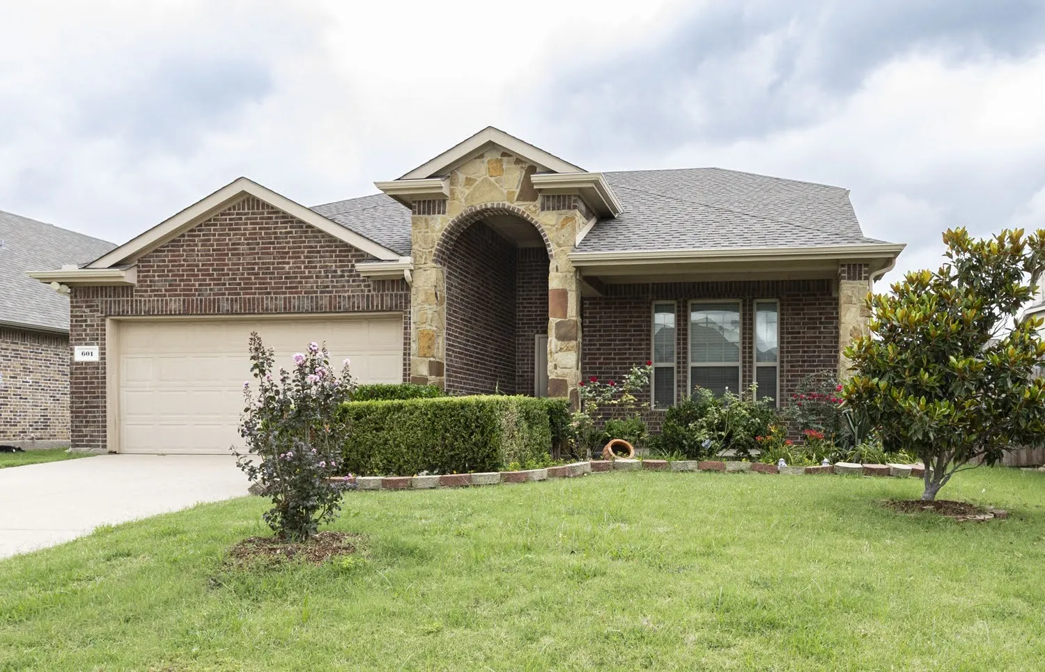 Single Family Residence For Rent in Collin County , 601 Ivy Lane, Josephine, Texas 75173, 4 Bedroom, 3 Bathroom, 2 Garage spaces, 2,928 Sqft, built in 2013, mls#21373565, Real Estate Agent in Josephine, Homes For Rent in Collin county, Homes For Rent in Josephine, Realtor in Josephine Texas, Real Estate Brokerage Independent Realty Texas, Luminita Cordes Realtor