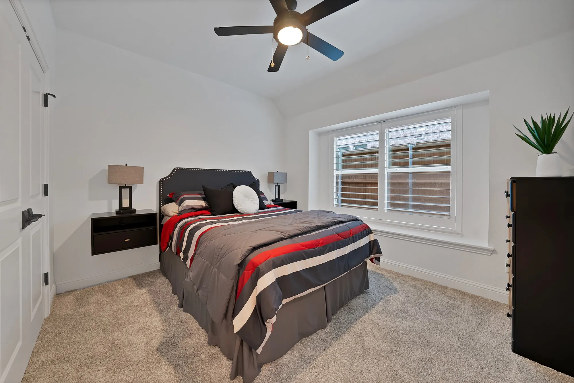 Single Family Residence For Sale in Denton County , 5287 Cree Drive, Frisco, Texas 75034, 5 Bedroom, 6 Bathroom, 3 Garage spaces, 4,300 Sqft, built in 2003, mls#21372179, Real Estate Agent in Frisco, Homes For Sale in Denton county, Homes For Sale in Frisco, Realtor in Frisco Texas, Real Estate Brokerage Independent Realty Texas, Luminita Cordes Realtor