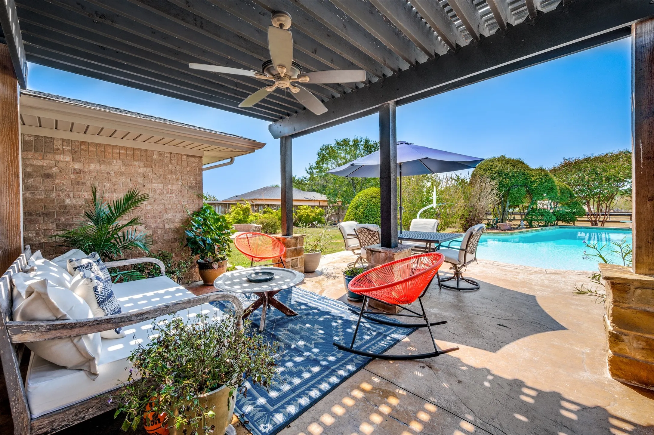 Farm For Sale in Collin County , 6949 Freda Lane, Wylie, Texas 75098, 4 Bedroom, 3 Bathroom, 2 Garage spaces, 2,678 Sqft, built in 1973, mls#21366442, Real Estate Agent in Wylie, Homes For Sale in Collin county, Homes For Sale in Wylie, Realtor in Wylie Texas, Real Estate Brokerage Independent Realty Texas, Luminita Cordes Realtor