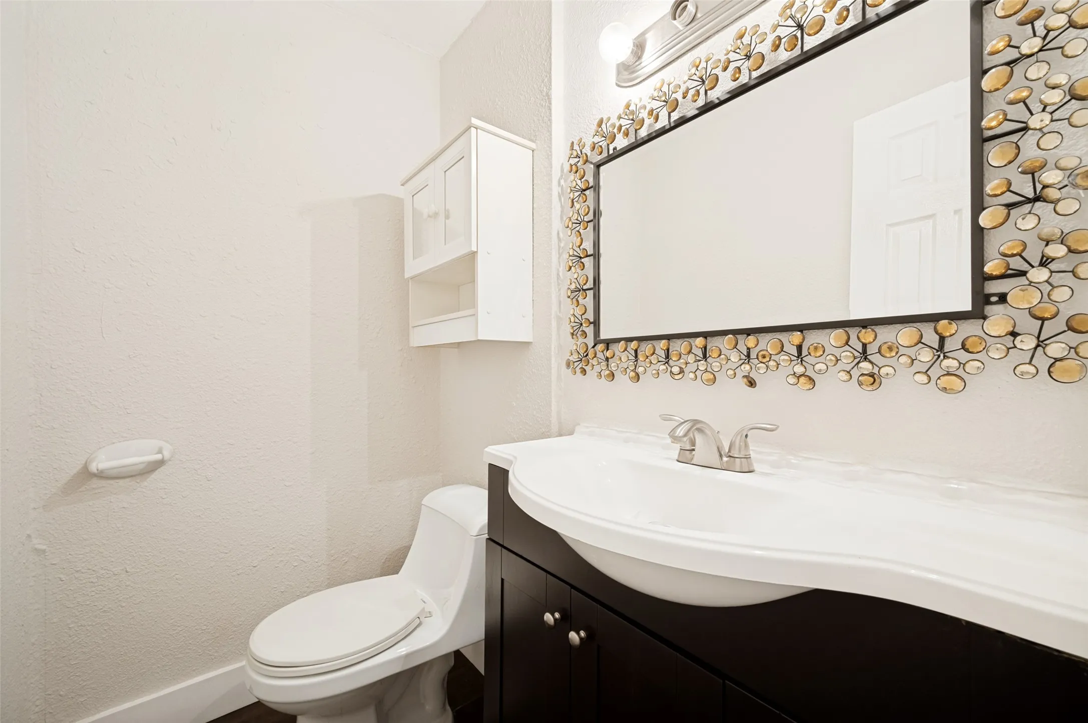 Farm For Sale in Collin County , 6949 Freda Lane, Wylie, Texas 75098, 4 Bedroom, 3 Bathroom, 2 Garage spaces, 2,678 Sqft, built in 1973, mls#21366442, Real Estate Agent in Wylie, Homes For Sale in Collin county, Homes For Sale in Wylie, Realtor in Wylie Texas, Real Estate Brokerage Independent Realty Texas, Luminita Cordes Realtor