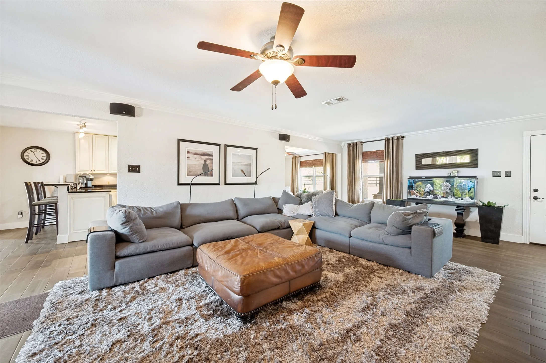 Farm For Sale in Collin County , 6949 Freda Lane, Wylie, Texas 75098, 4 Bedroom, 3 Bathroom, 2 Garage spaces, 2,678 Sqft, built in 1973, mls#21366442, Real Estate Agent in Wylie, Homes For Sale in Collin county, Homes For Sale in Wylie, Realtor in Wylie Texas, Real Estate Brokerage Independent Realty Texas, Luminita Cordes Realtor