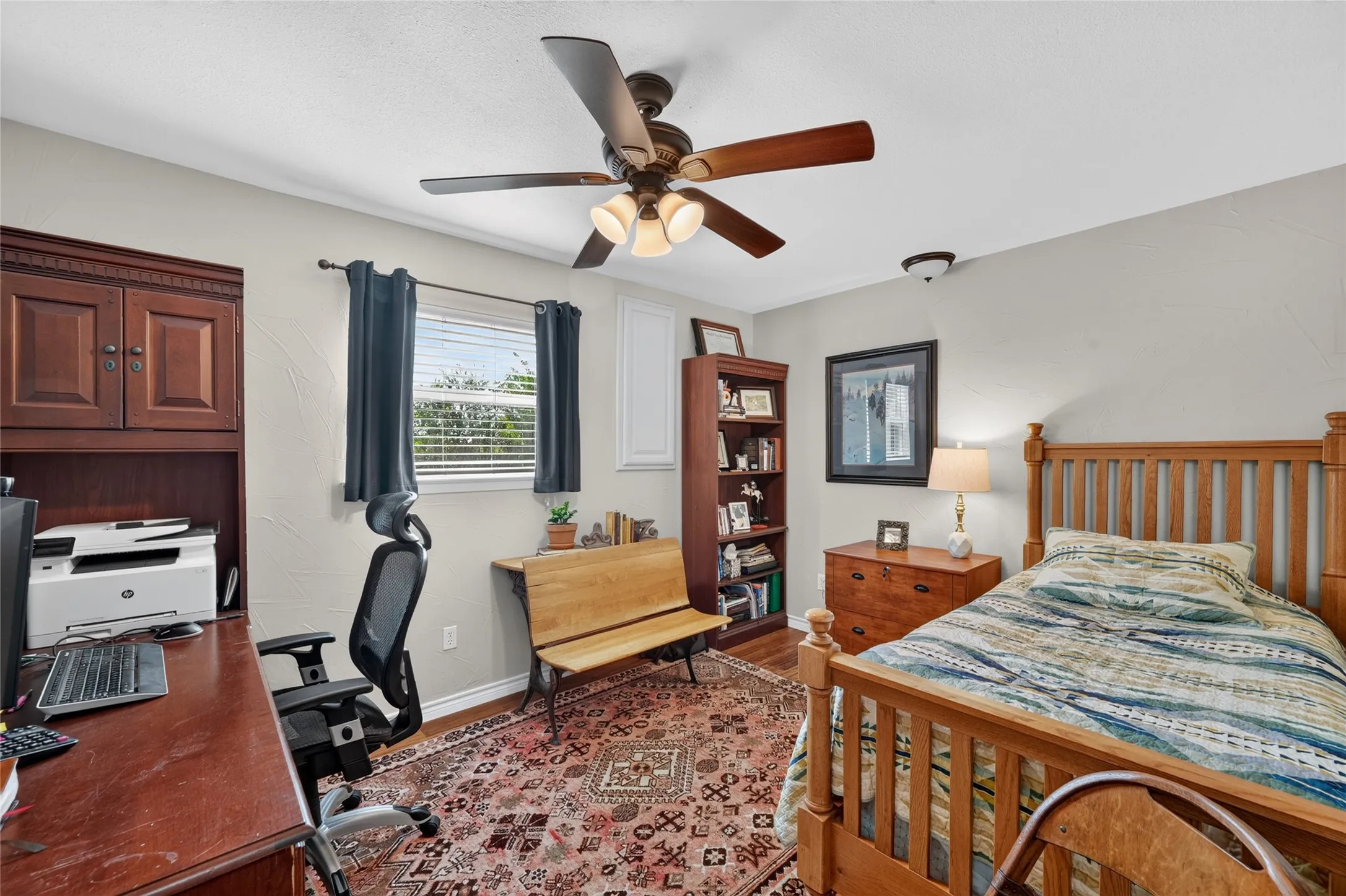 Farm For Sale in Fannin County , 1413 W State Highway 56, Bonham, Texas 75418, 4 Bedroom, 4 Bathroom, 2 Garage spaces, 2,799 Sqft, built in 1972, mls#21369753, Real Estate Agent in Bonham, Homes For Sale in Fannin county, Homes For Sale in Bonham, Realtor in Bonham Texas, Real Estate Brokerage Independent Realty Texas, Luminita Cordes Realtor