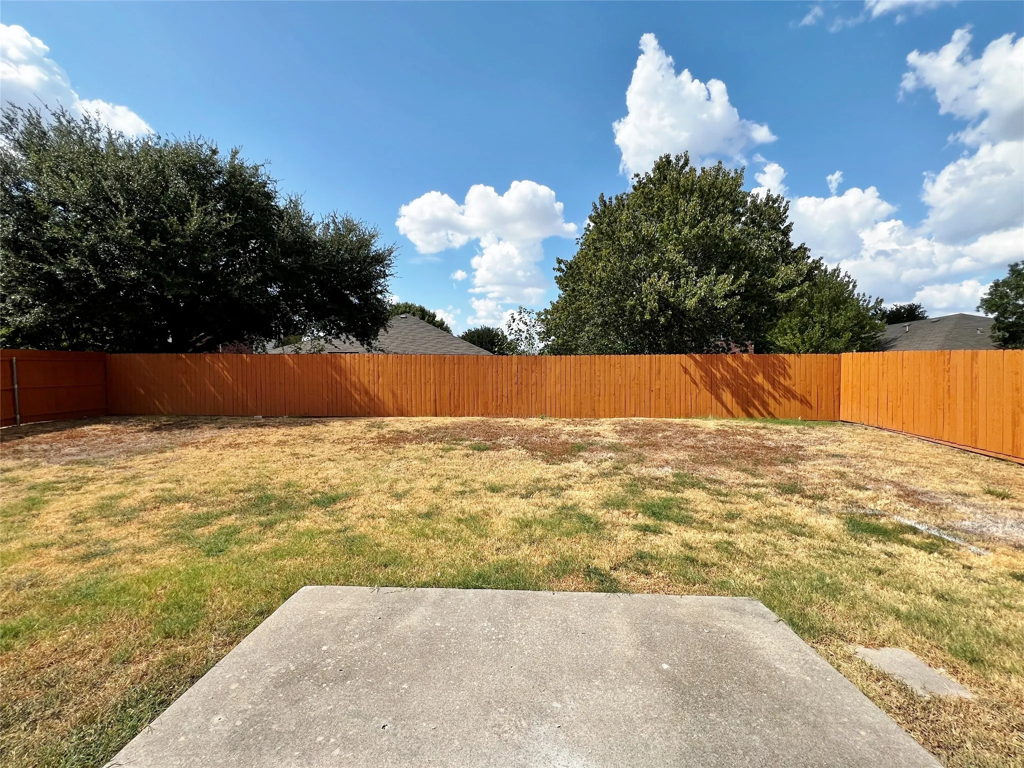Single Family Residence For Rent in Tarrant County , 3256 Fluvia, Grand Prairie, Texas 75054, 3 Bedroom, 2 Bathroom, 2 Garage spaces, 1,829 Sqft, built in 2005, mls#21373579, Real Estate Agent in Grand Prairie, Homes For Rent in Tarrant county, Homes For Rent in Grand Prairie, Realtor in Grand Prairie Texas, Real Estate Brokerage Independent Realty Texas, Luminita Cordes Realtor