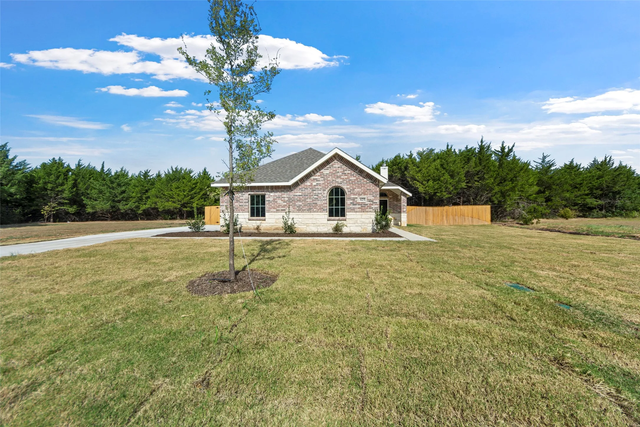 Single Family Residence For Sale in Ellis County , 425 WATERCREST Lane, Glenn Heights, Texas 75154, 4 Bedroom, 2 Bathroom, 2 Garage spaces, 1,760 Sqft, built in 2026, mls#21373202, Real Estate Agent in Glenn Heights, Homes For Sale in Ellis county, Homes For Sale in Glenn Heights, Realtor in Glenn Heights Texas, Real Estate Brokerage Independent Realty Texas, Luminita Cordes Realtor