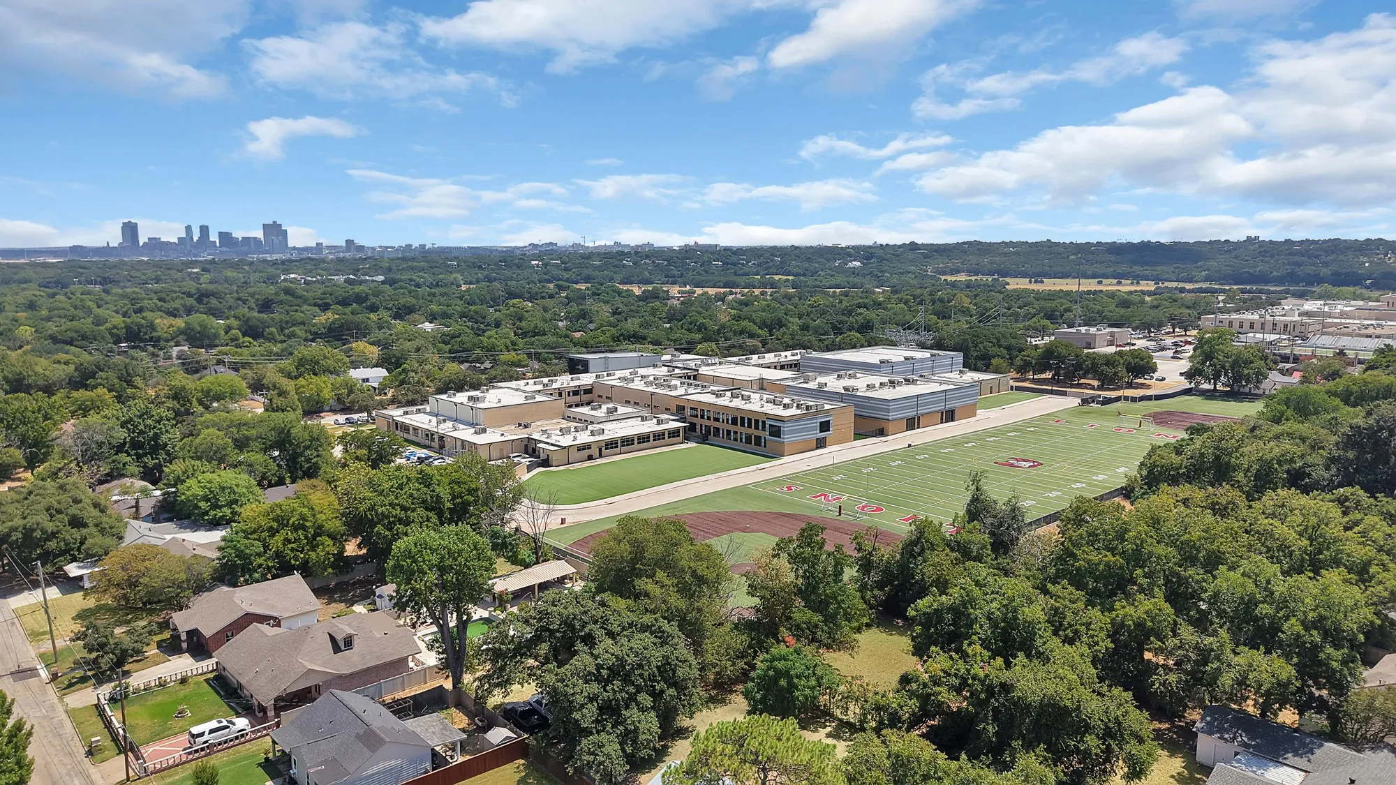 Single Family Residence For Sale in Tarrant County , 515 Frontier Street, River Oaks, Texas 76114, 2 Bedroom, 1 Bathroom, Garage spaces, 1,276 Sqft, built in 1941, mls#21373573, Real Estate Agent in River Oaks, Homes For Sale in Tarrant county, Homes For Sale in River Oaks, Realtor in River Oaks Texas, Real Estate Brokerage Independent Realty Texas, Luminita Cordes Realtor