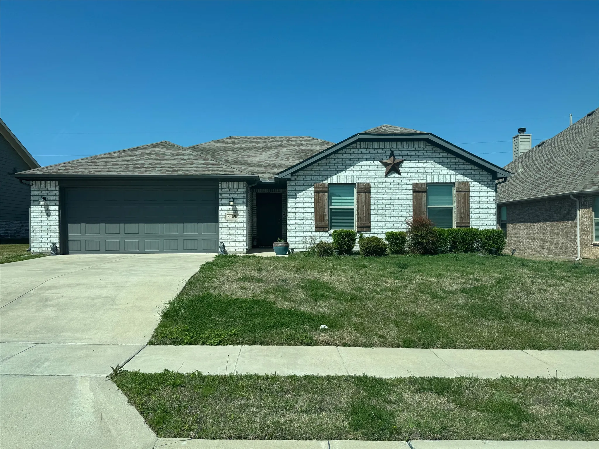 Single Family Residence For Rent in Grayson County , 3409 Sandstone Drive, Sherman, Texas 75092, 3 Bedroom, 2 Bathroom, 2 Garage spaces, 1,483 Sqft, built in 2019, mls#21373595, Real Estate Agent in Sherman, Homes For Rent in Grayson county, Homes For Rent in Sherman, Realtor in Sherman Texas, Real Estate Brokerage Independent Realty Texas, Luminita Cordes Realtor