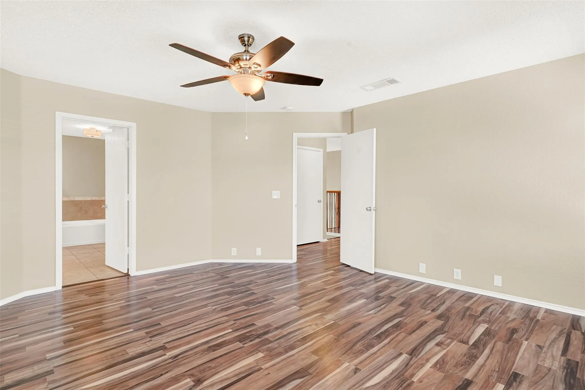 Single Family Residence For Sale in Denton County , 2117 Breanna Way, Little Elm, Texas 75068, 4 Bedroom, 3 Bathroom, 2 Garage spaces, 2,105 Sqft, built in 2001, mls#21372831, Real Estate Agent in Little Elm, Homes For Sale in Denton county, Homes For Sale in Little Elm, Realtor in Little Elm Texas, Real Estate Brokerage Independent Realty Texas, Luminita Cordes Realtor