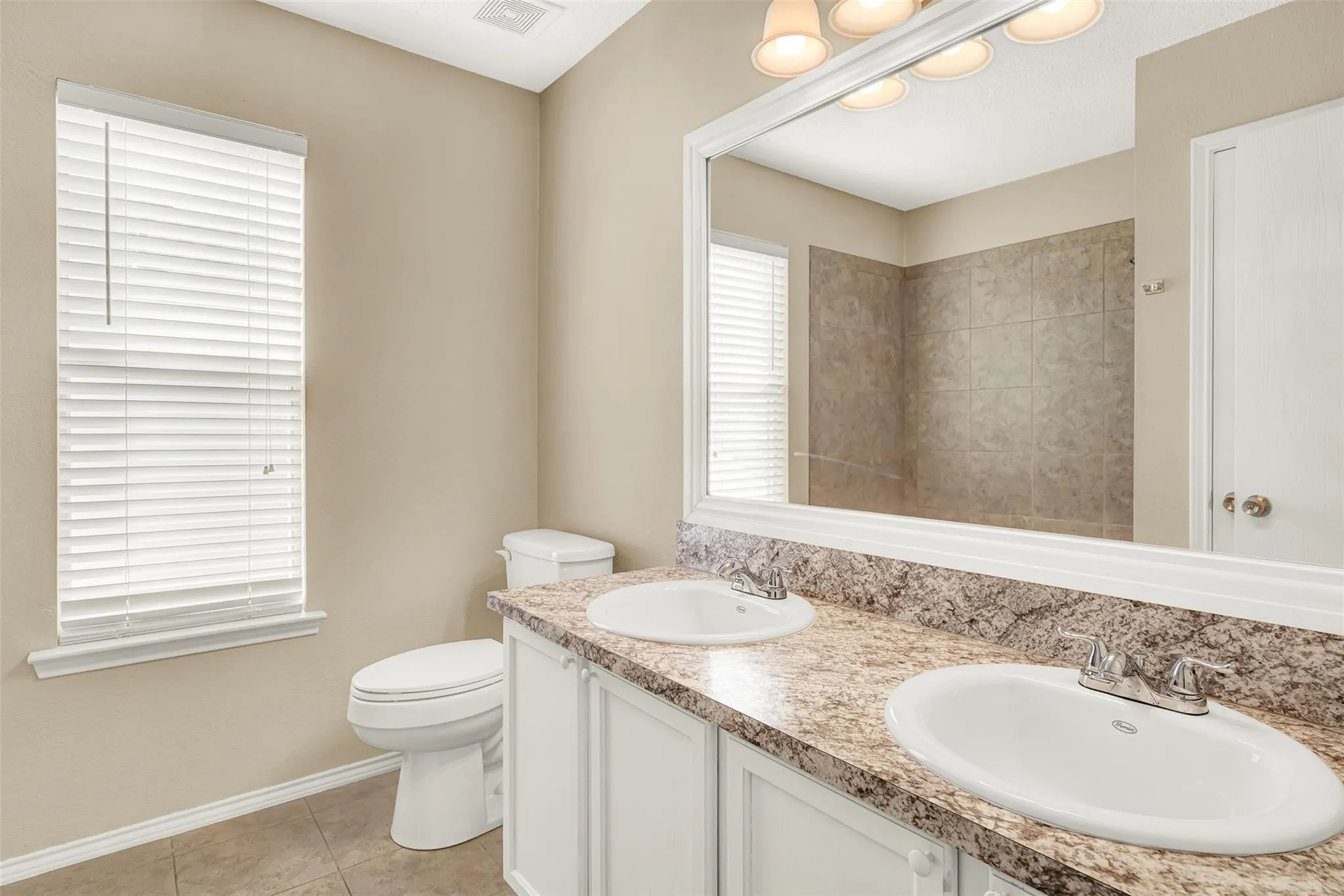 Single Family Residence For Sale in Denton County , 2117 Breanna Way, Little Elm, Texas 75068, 4 Bedroom, 3 Bathroom, 2 Garage spaces, 2,105 Sqft, built in 2001, mls#21372831, Real Estate Agent in Little Elm, Homes For Sale in Denton county, Homes For Sale in Little Elm, Realtor in Little Elm Texas, Real Estate Brokerage Independent Realty Texas, Luminita Cordes Realtor