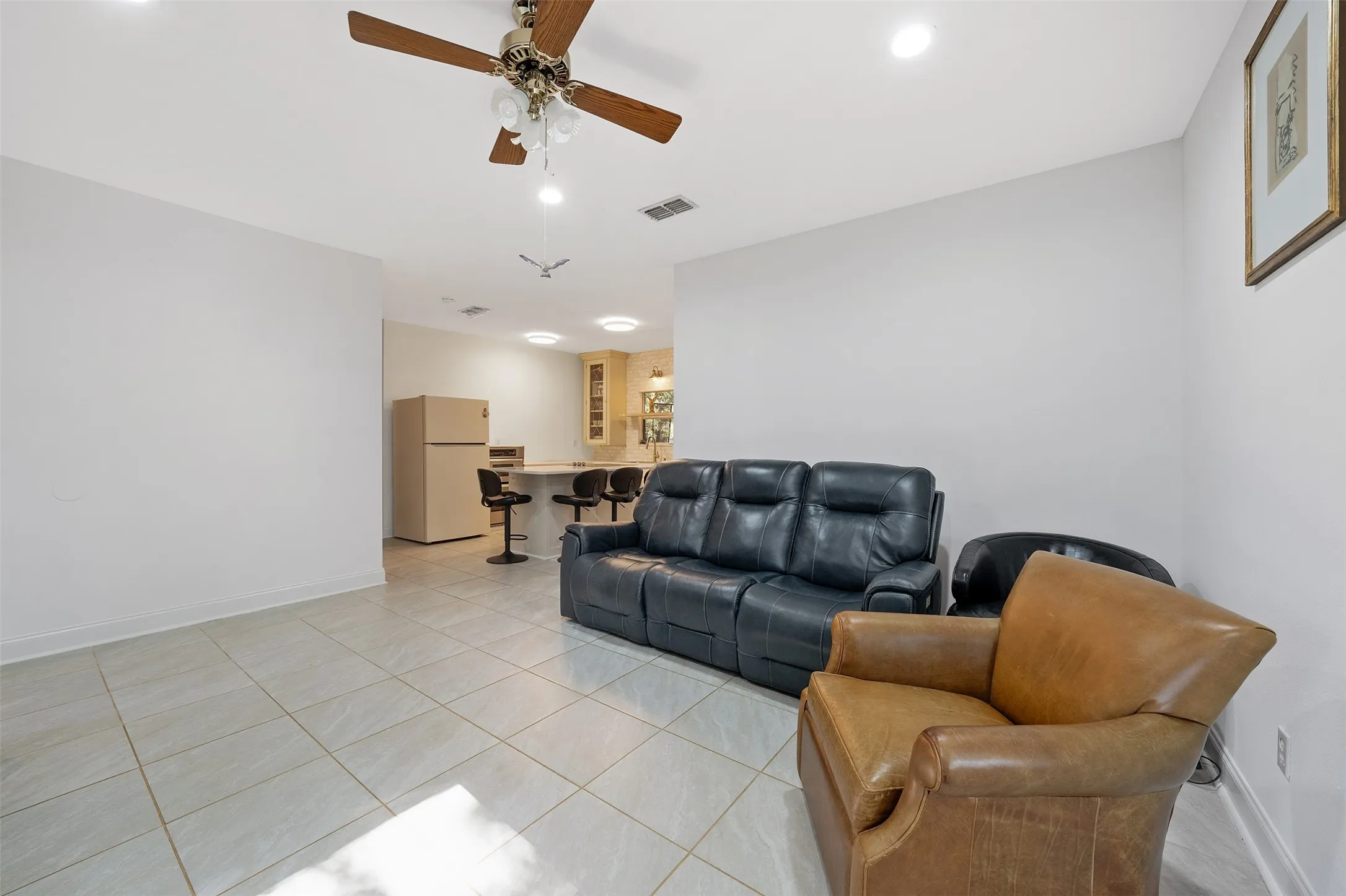Single Family Residence For Sale in Cherokee County , 629 El Paso, Bullard, Texas 75757, 3 Bedroom, 2 Bathroom, Garage spaces, 1,083 Sqft, built in 2020, mls#21373580, Real Estate Agent in Bullard, Homes For Sale in Cherokee county, Homes For Sale in Bullard, Realtor in Bullard Texas, Real Estate Brokerage Independent Realty Texas, Luminita Cordes Realtor